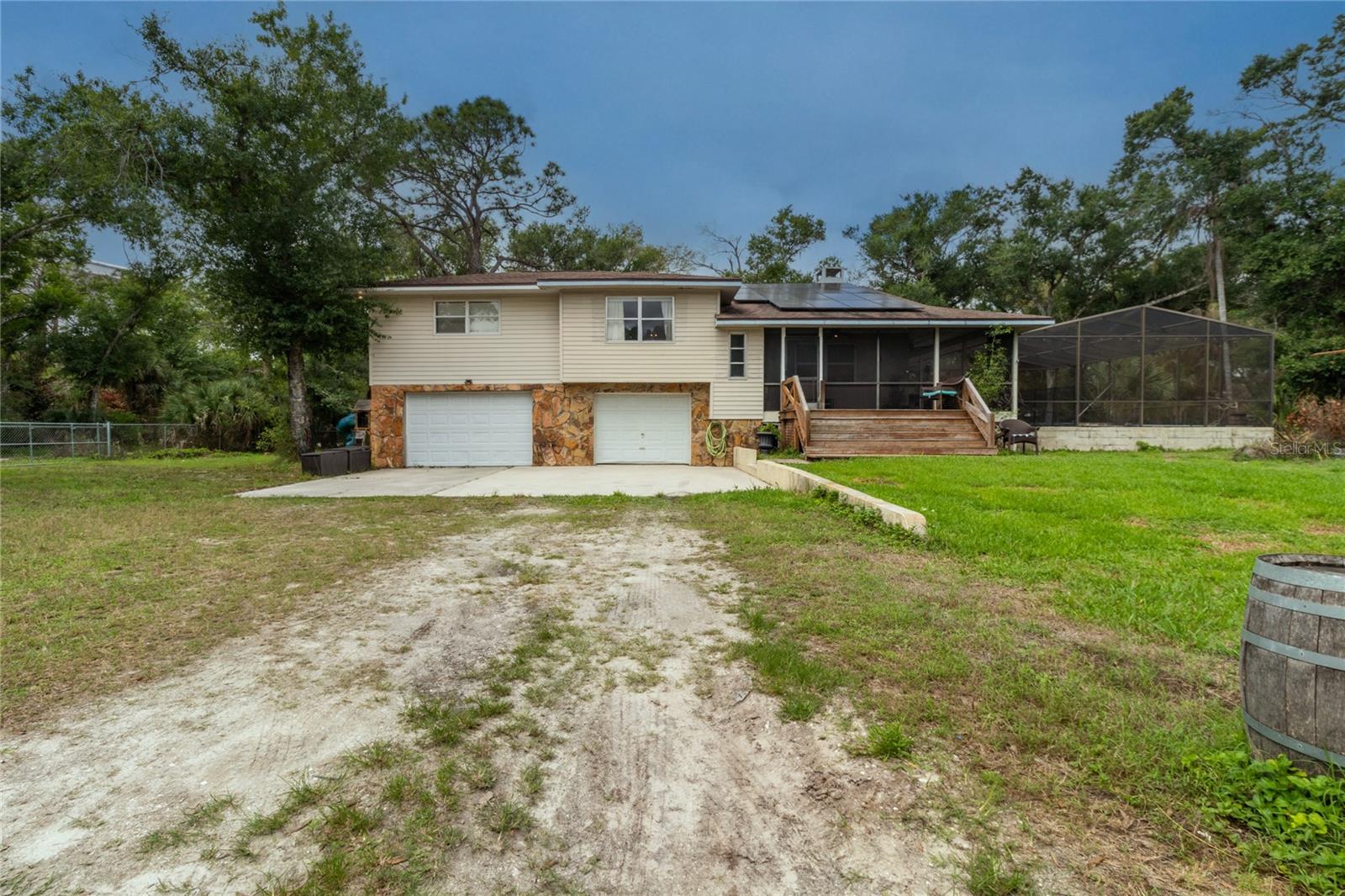 1143 MEYERS RD, VENICE, FL — photo 40