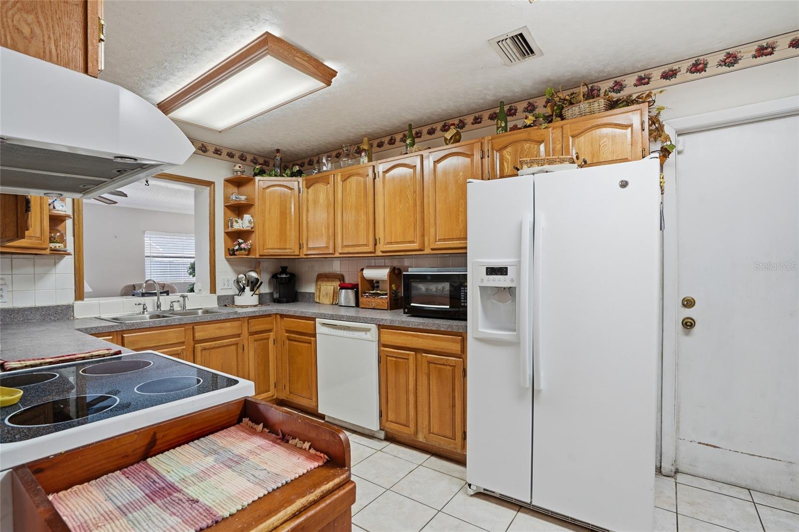 3312 W BURKE ST, TAMPA, FL — photo 10