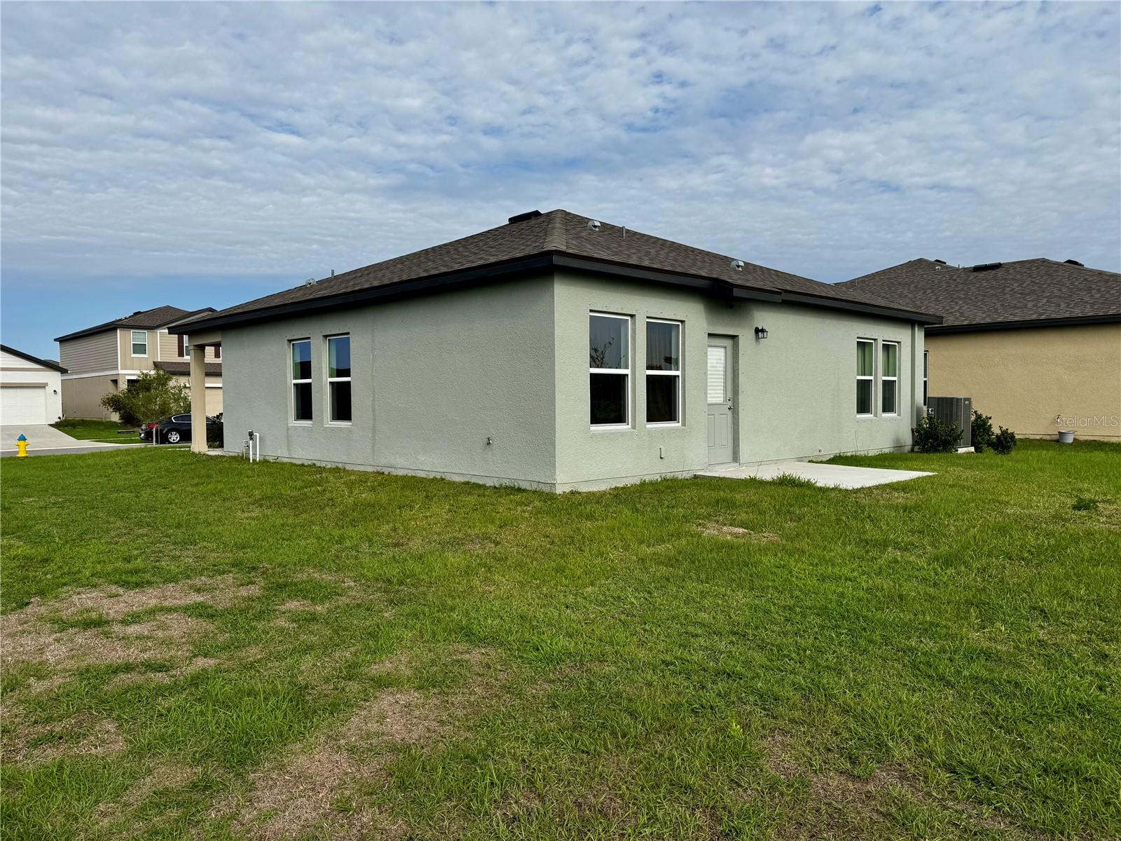 927 KELLY FERN LOOP, RUSKIN, FL — photo 12