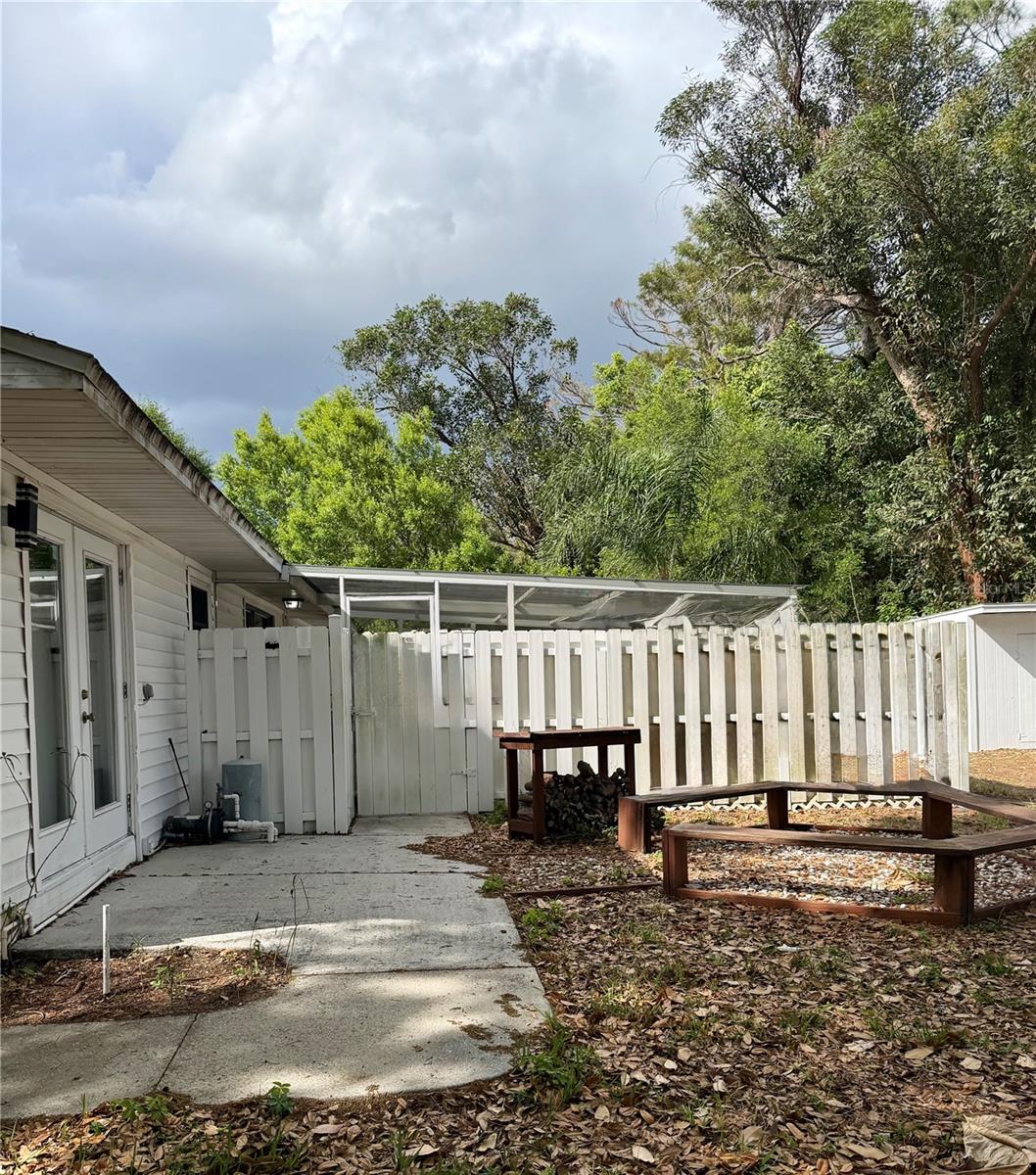 2419 WELLS AVENUE, SARASOTA, FL — photo 2