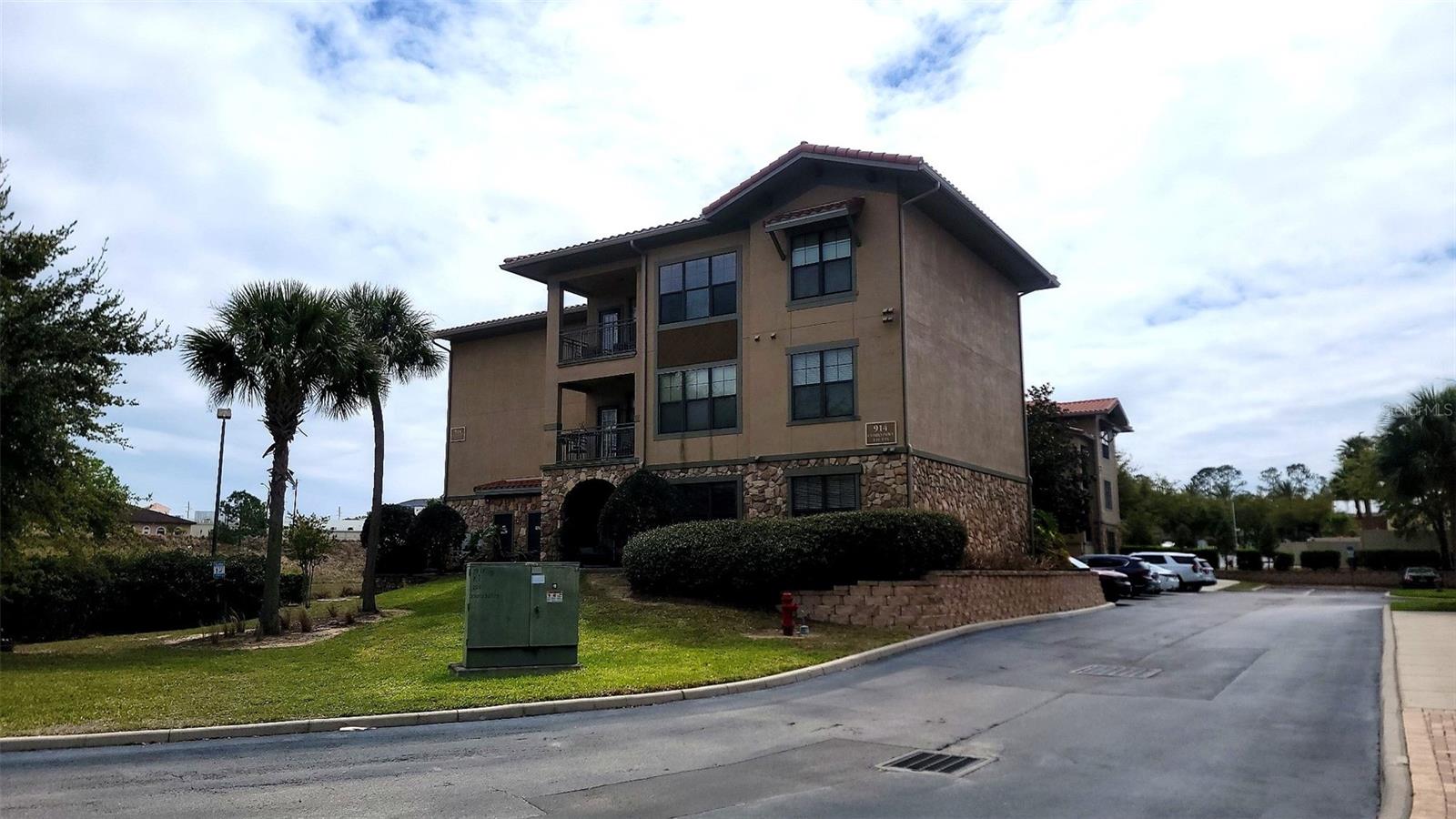 914 CHARO PKWY #123, DAVENPORT, FL — photo 2