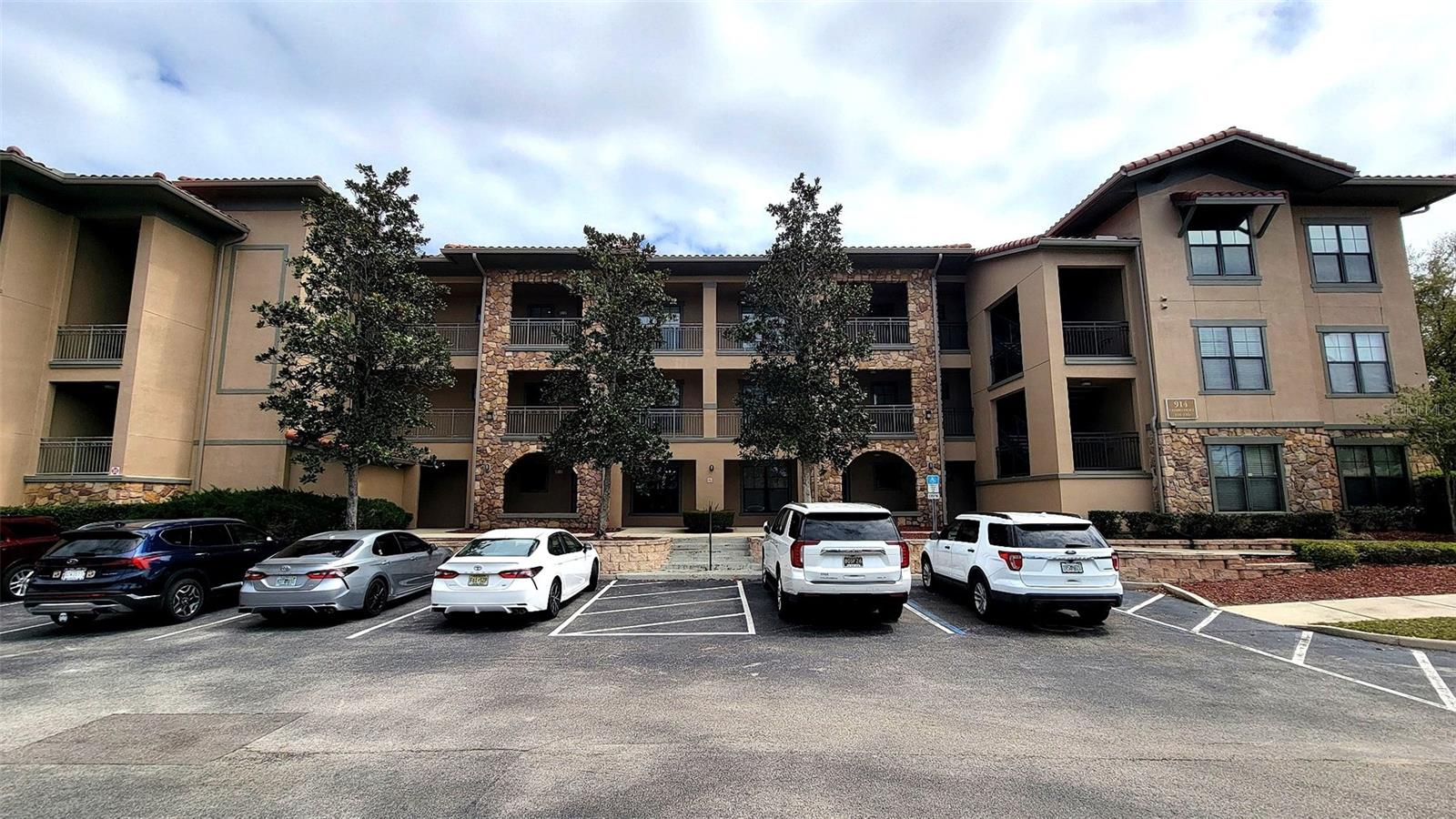 914 CHARO PKWY #123, DAVENPORT, FL — photo 4