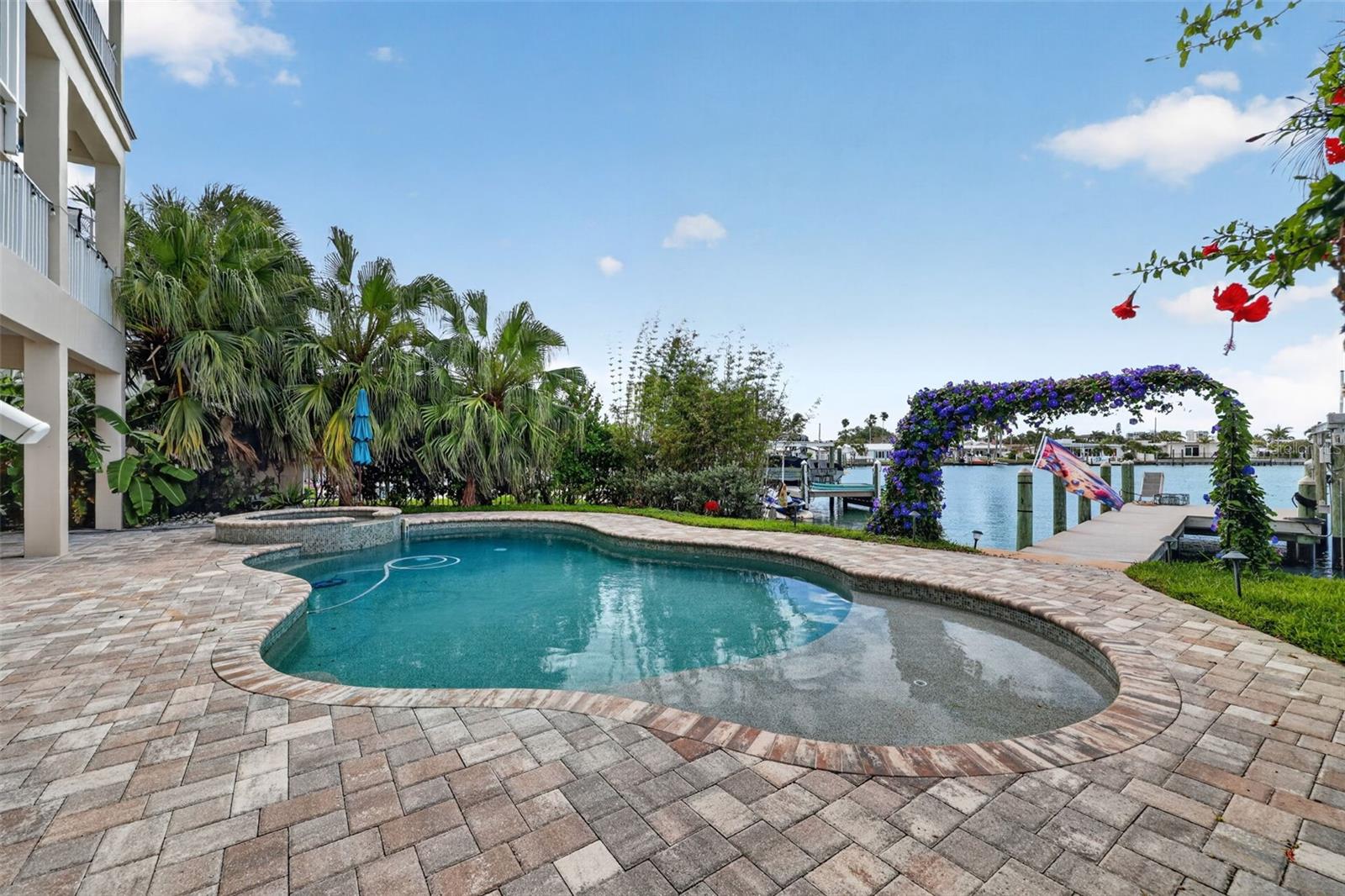13 TREASURE LN, TREASURE ISLAND, FL — photo 9