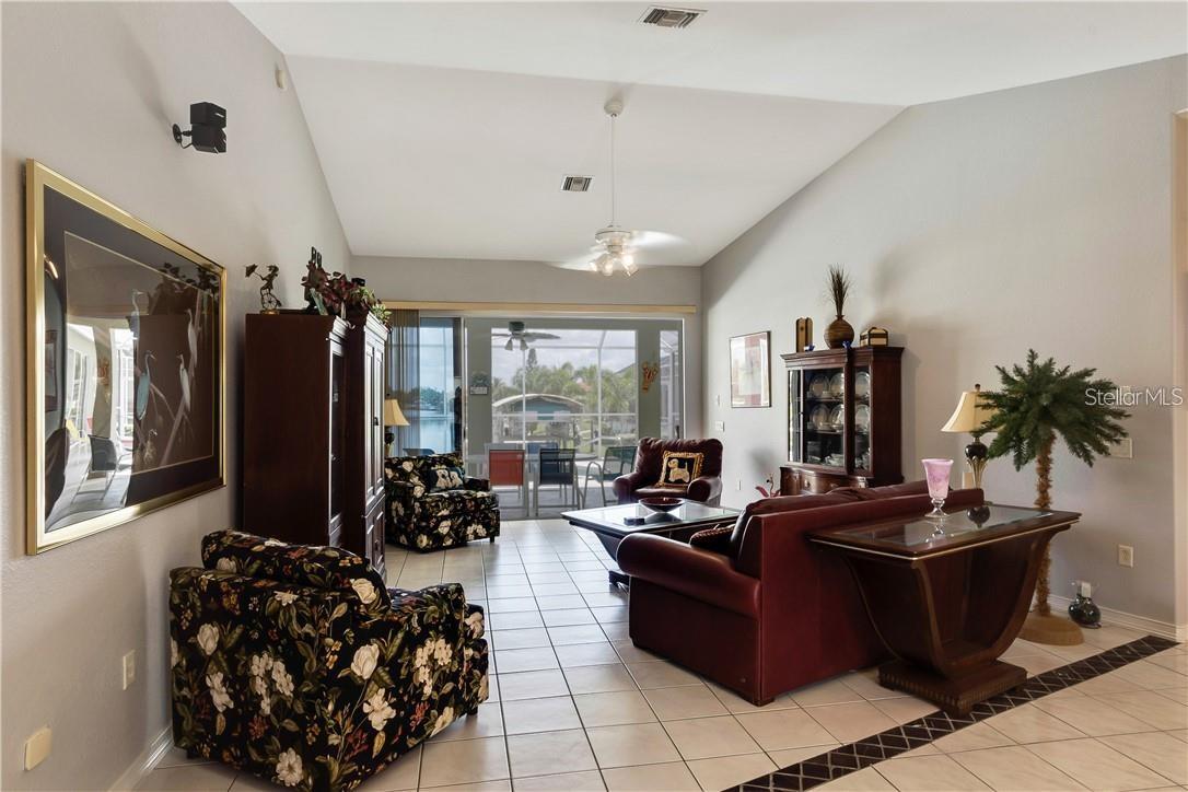 15352 POTTSTOWN AVE, PORT CHARLOTTE, FL — photo 7