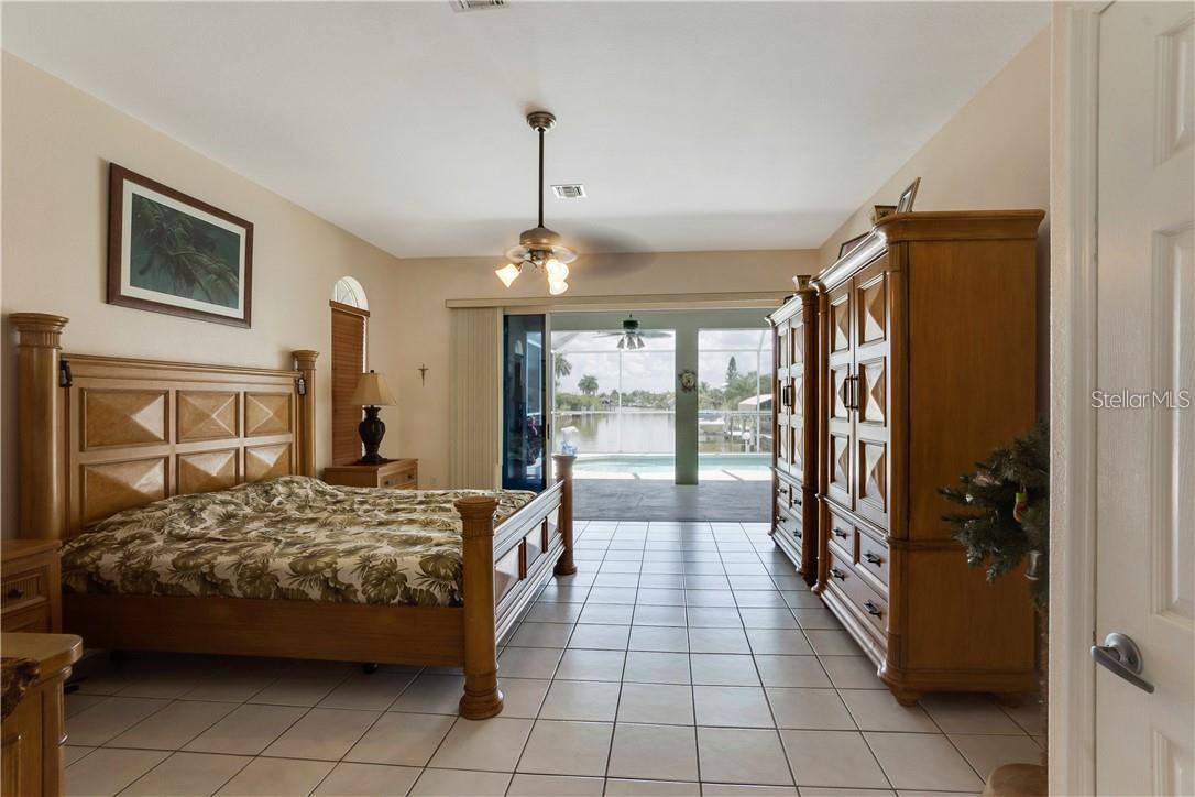 15352 POTTSTOWN AVE, PORT CHARLOTTE, FL — photo 19