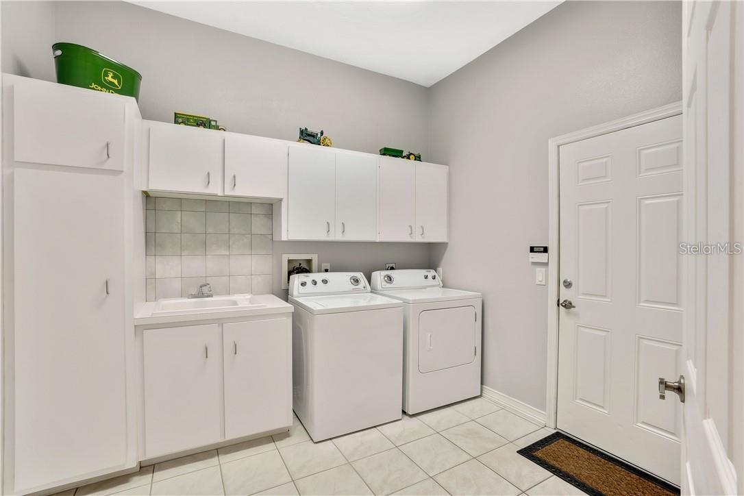 15352 POTTSTOWN AVE, PORT CHARLOTTE, FL — photo 31