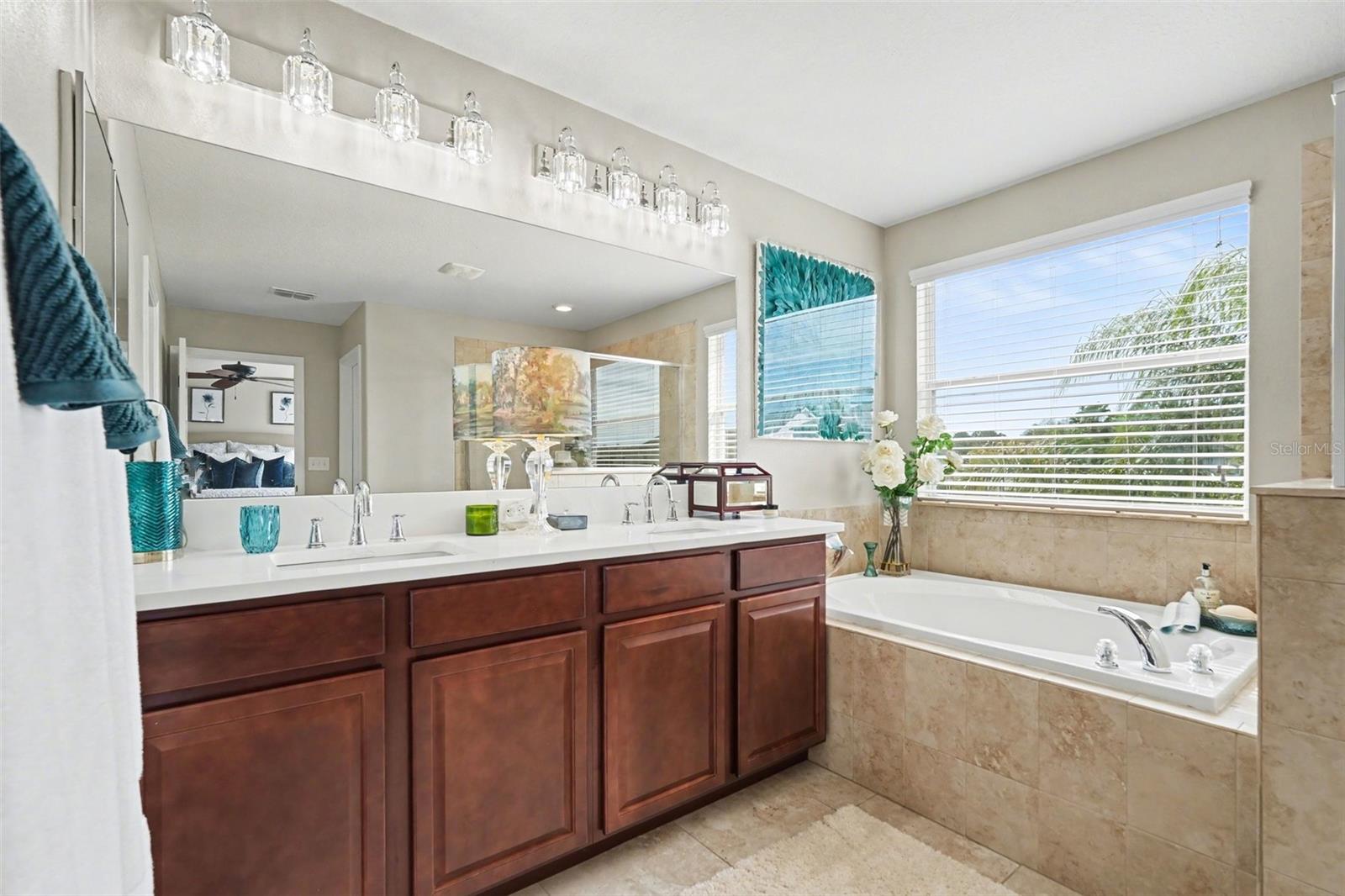 8165 FAIRE FROST LN, LAND O LAKES, FL — photo 32