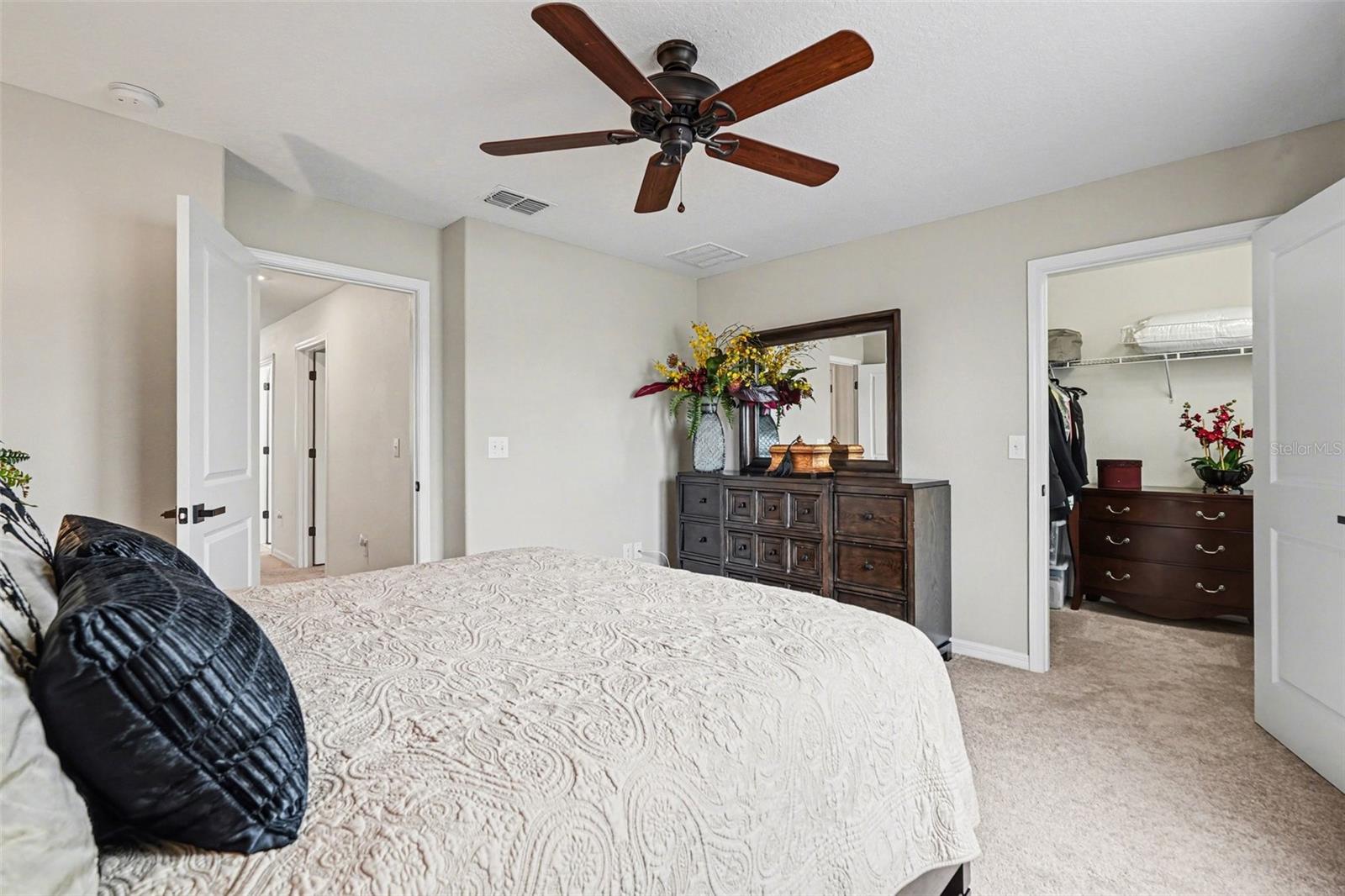 8165 FAIRE FROST LN, LAND O LAKES, FL — photo 38