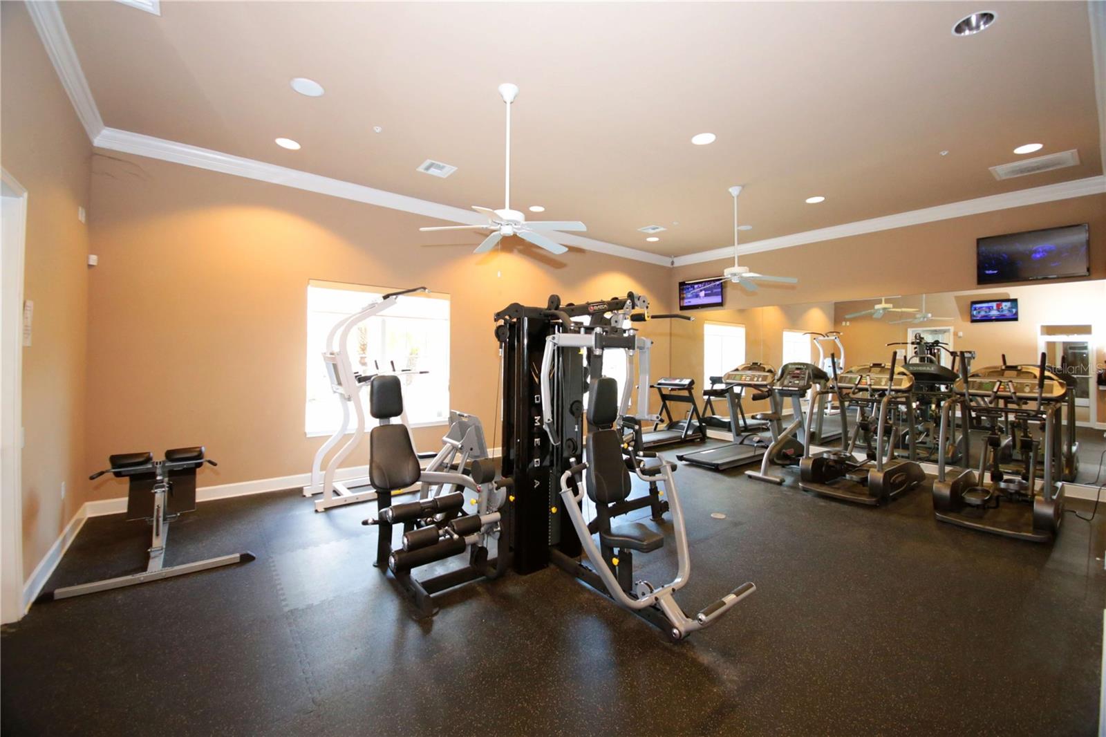 4554 ALBERTO CIR, KISSIMMEE, FL — photo 41