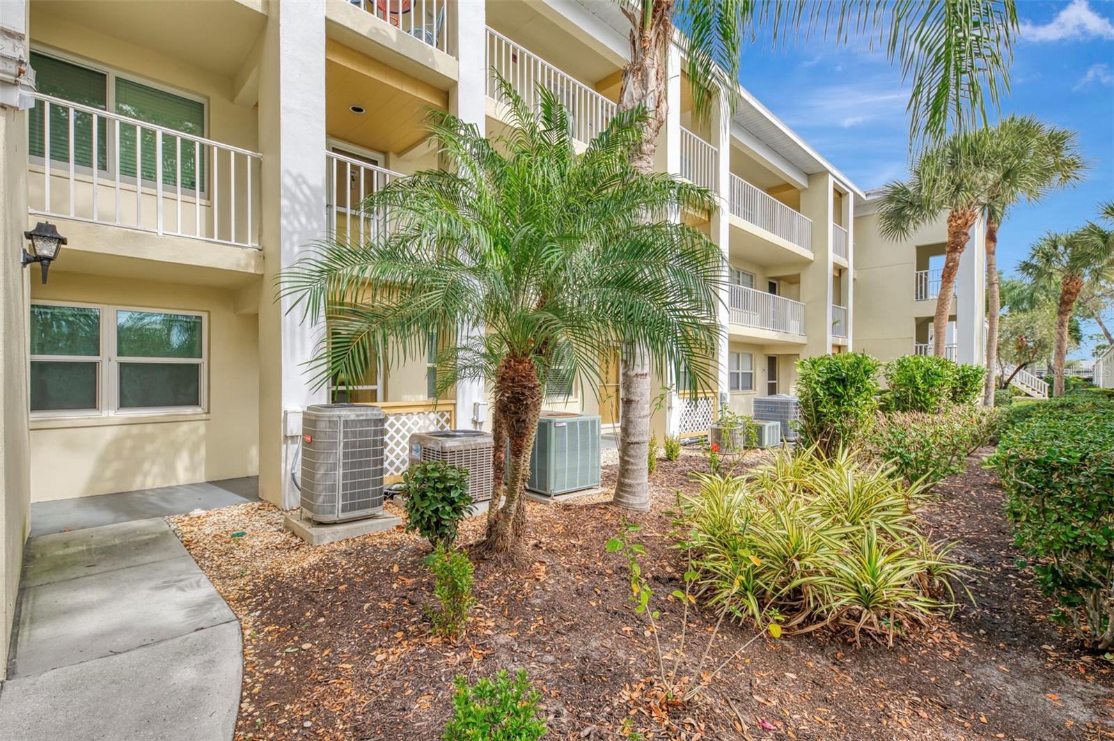 433 CERROMAR LN #341, VENICE, FL — photo 2