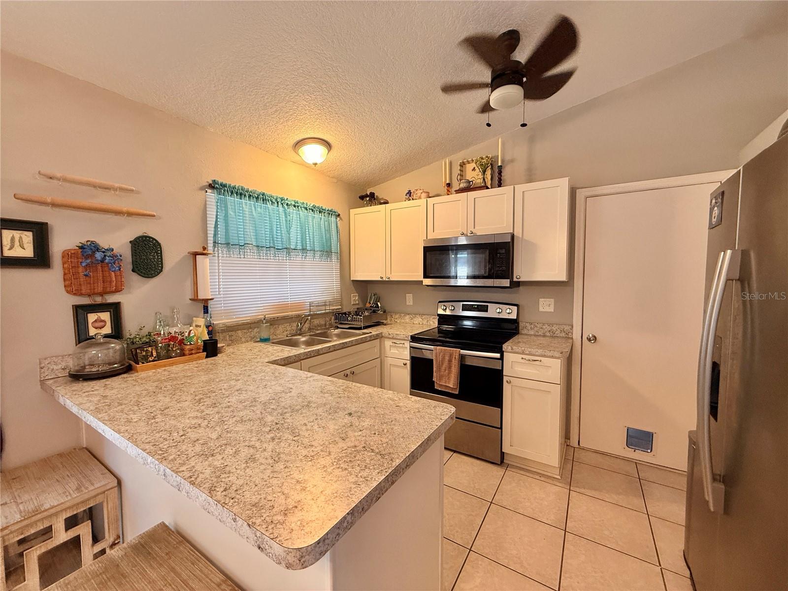 12258 FOOTHILL ST, SPRING HILL, FL — photo 6