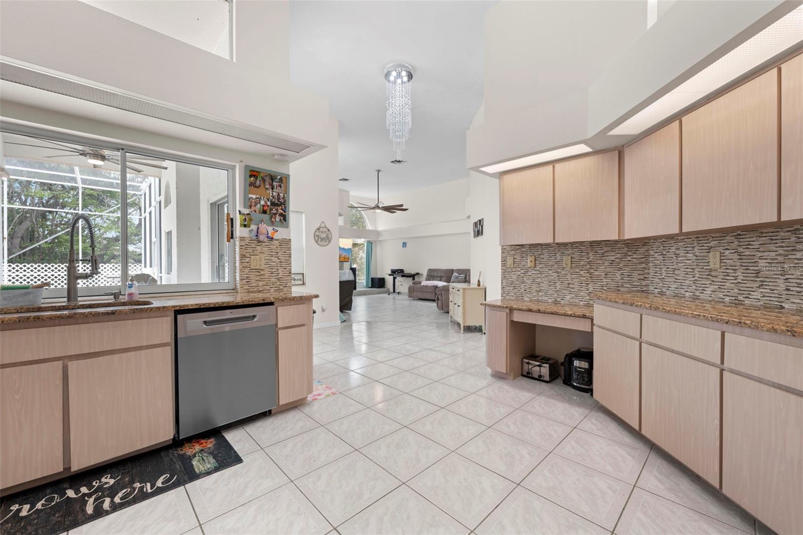 348 FLORIAN WAY, SPRING HILL, FL — photo 10