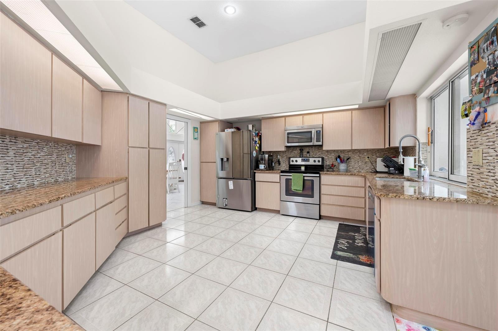 348 FLORIAN WAY, SPRING HILL, FL — photo 11
