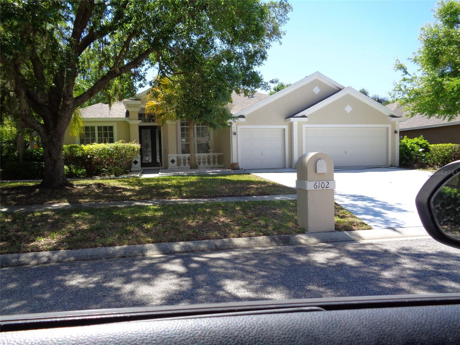 6102 SAVOY CIR, LUTZ, FL