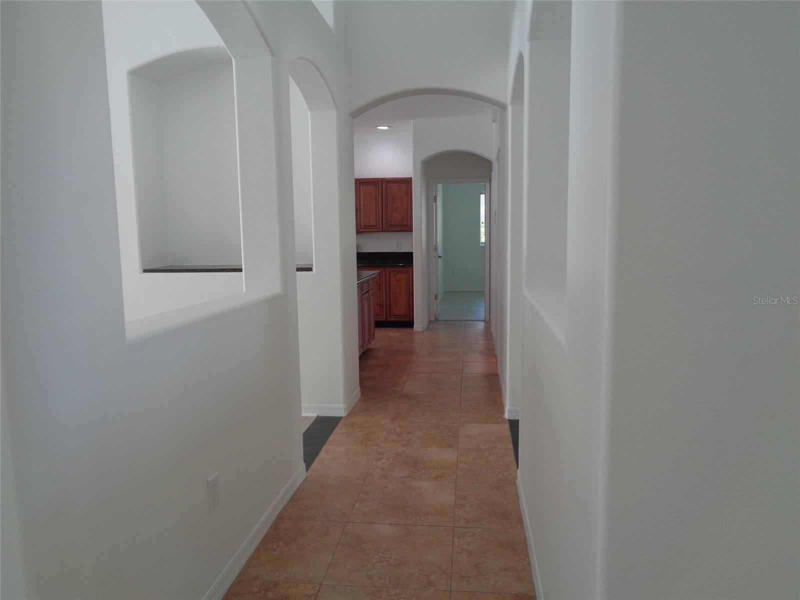 6102 SAVOY CIR, LUTZ, FL — photo 9