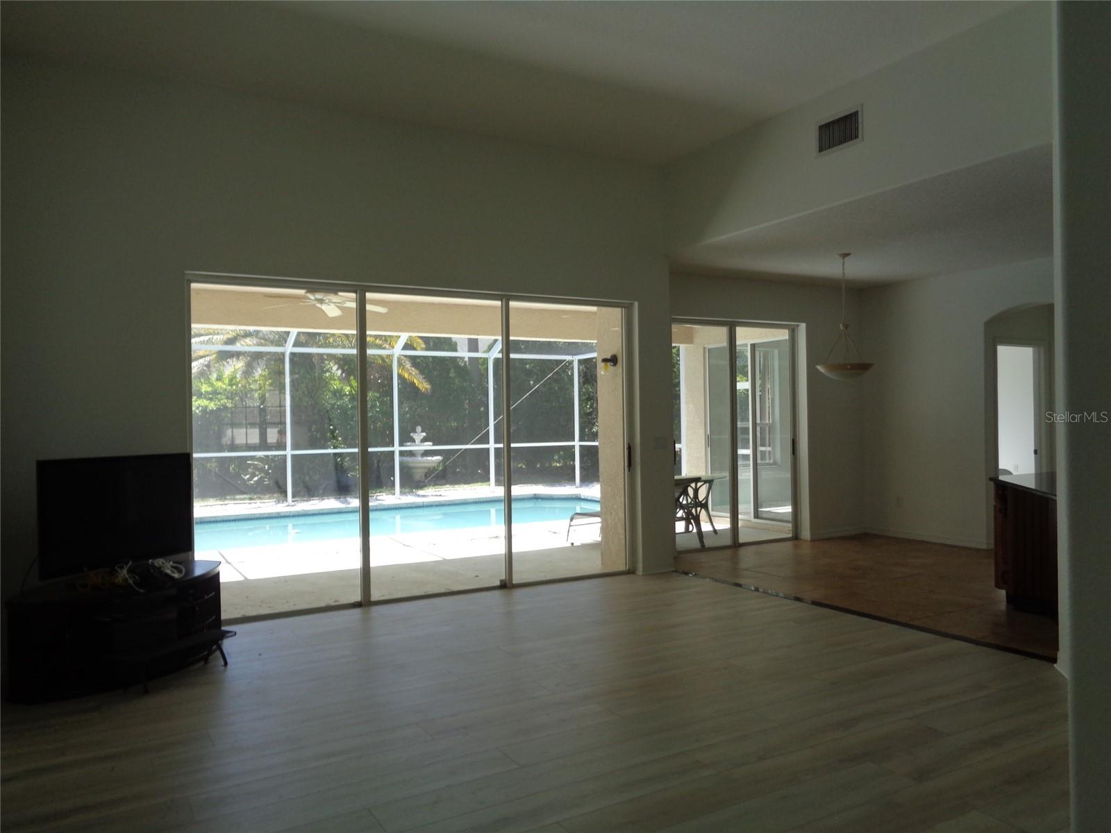 6102 SAVOY CIR, LUTZ, FL — photo 11