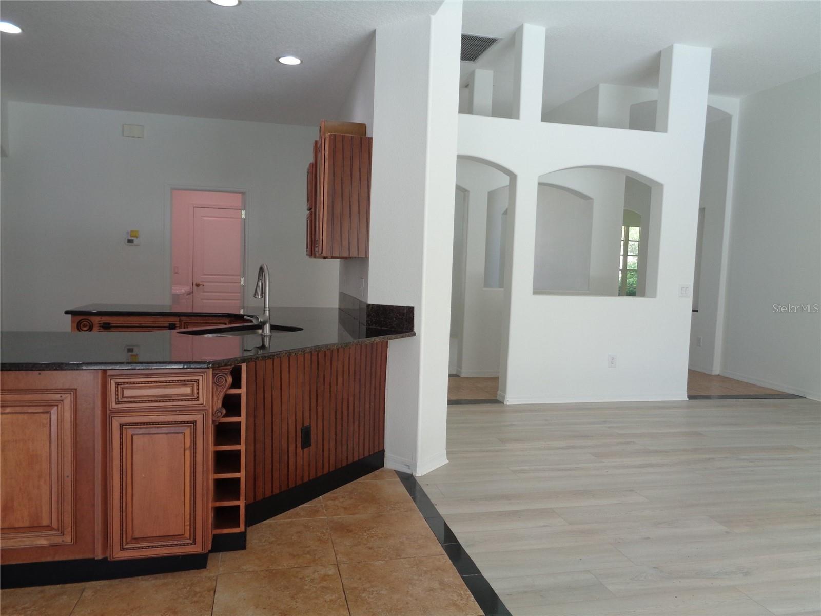 6102 SAVOY CIR, LUTZ, FL — photo 22