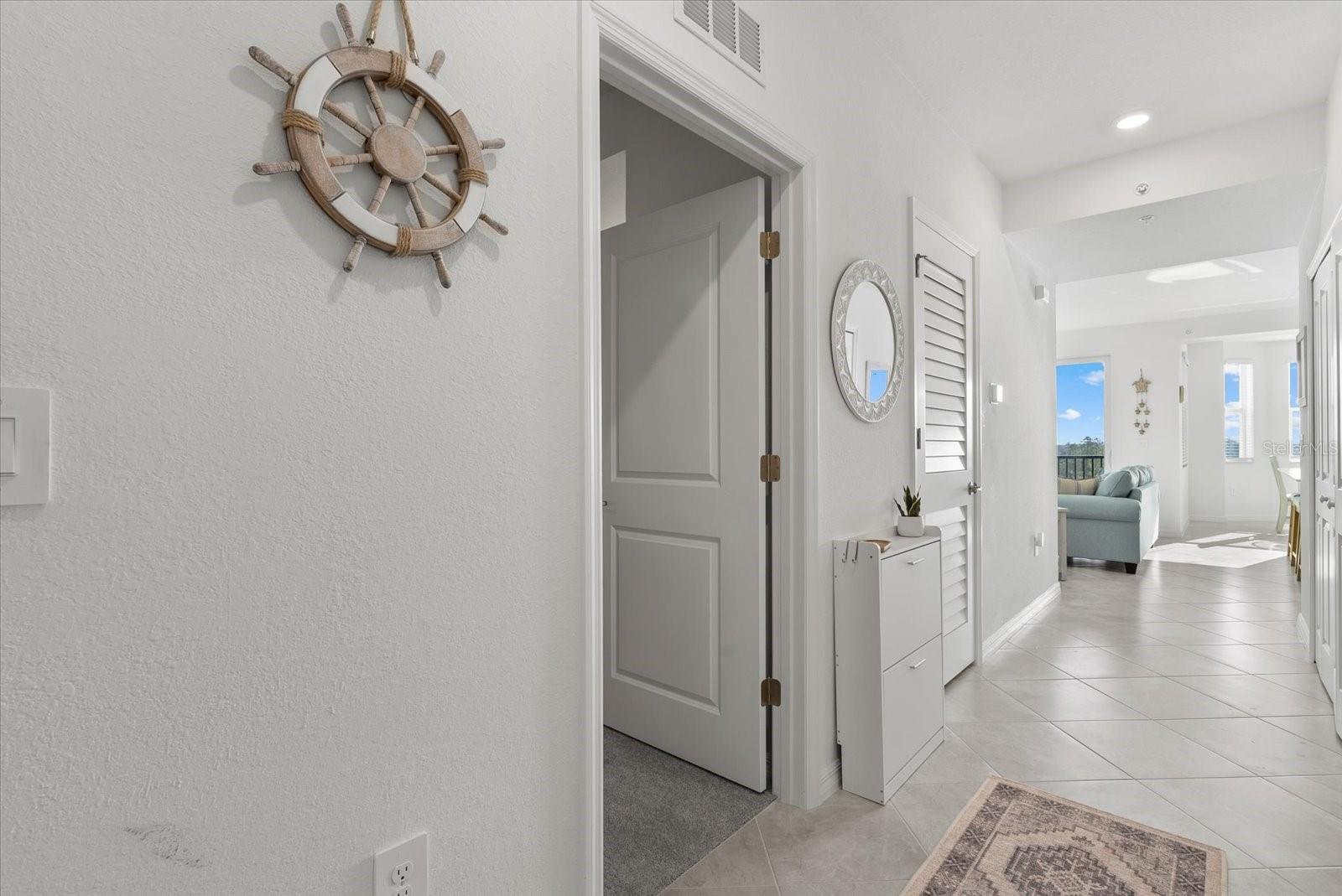 17570 OPAL SAND DR #302, VENICE, FL — photo 4