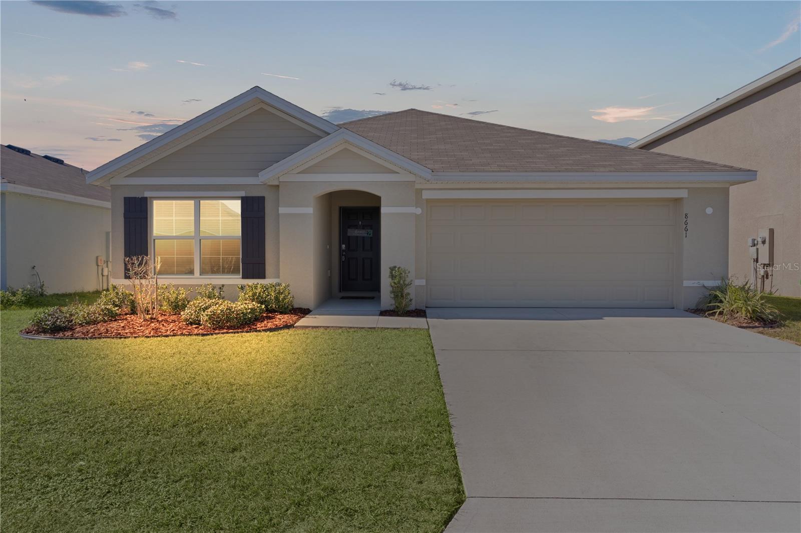 8661 TRIUMPH CIR, WILDWOOD, FL — photo 2