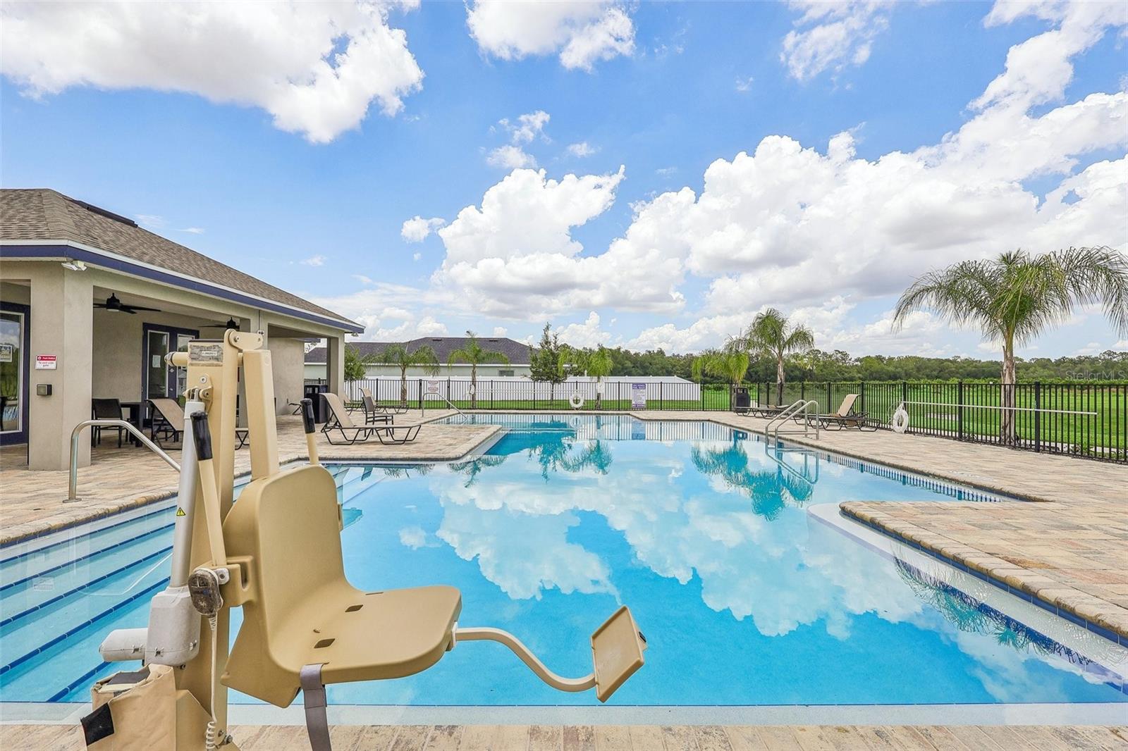 2044 GOLDEN BEAK DR, EAGLE LAKE, FL — photo 31
