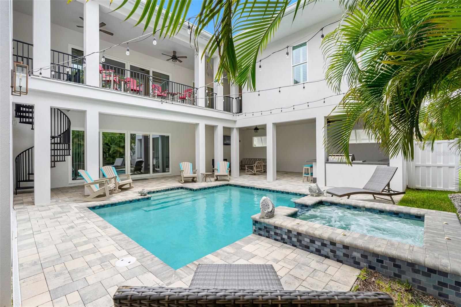 124 FOREST HILLS DR, REDINGTON SHORES, FL — photo 2