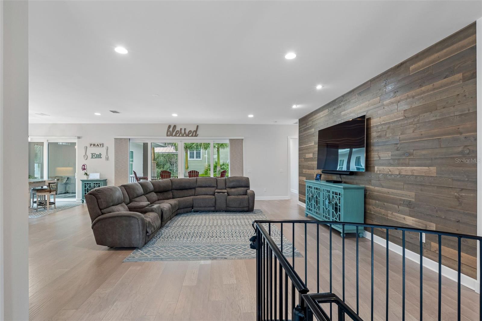 124 FOREST HILLS DR, REDINGTON SHORES, FL — photo 32