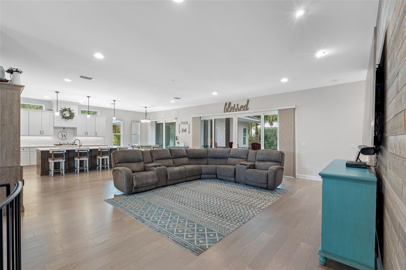 124 FOREST HILLS DR, REDINGTON SHORES, FL — photo 33