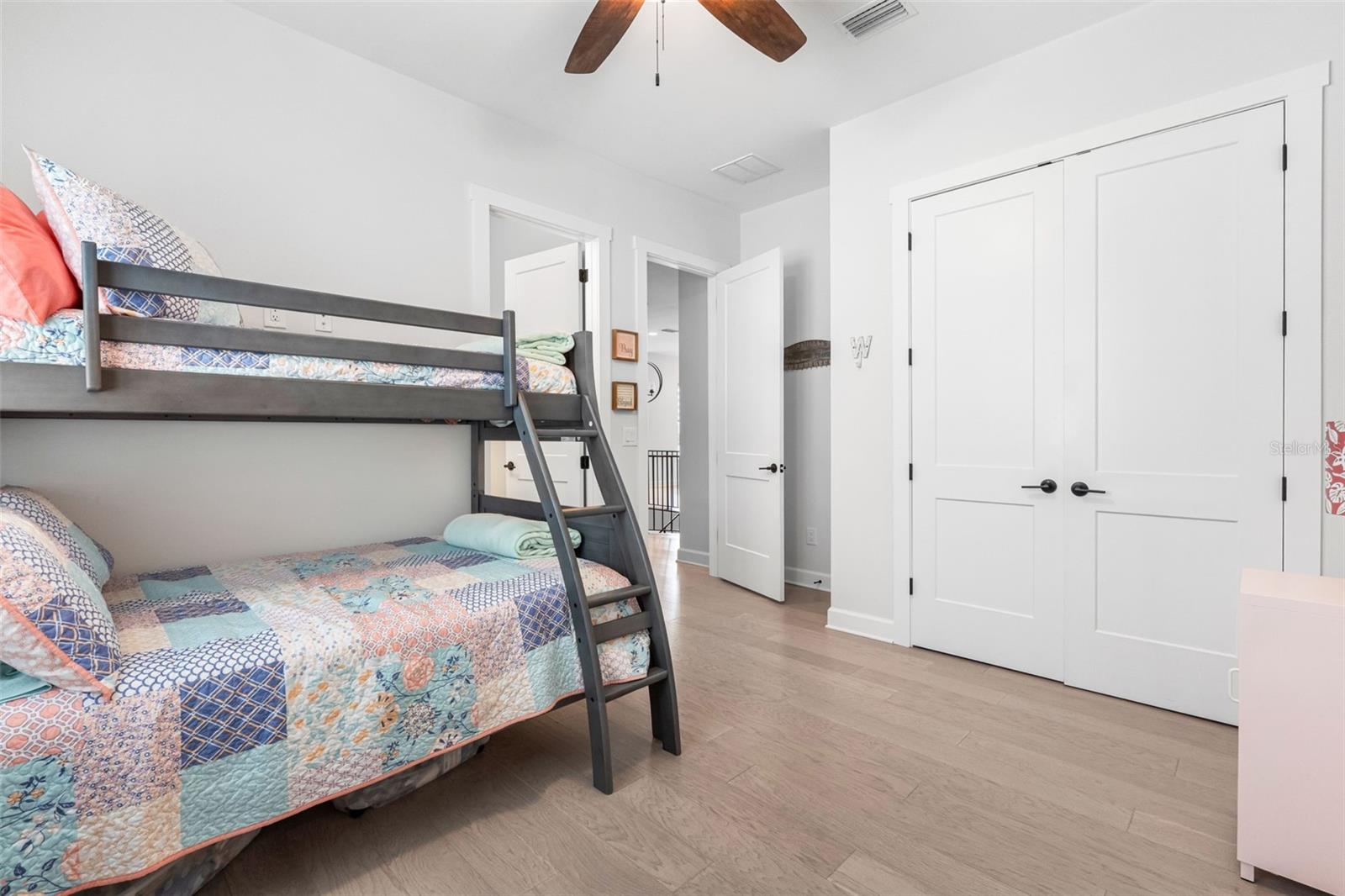 124 FOREST HILLS DR, REDINGTON SHORES, FL — photo 55