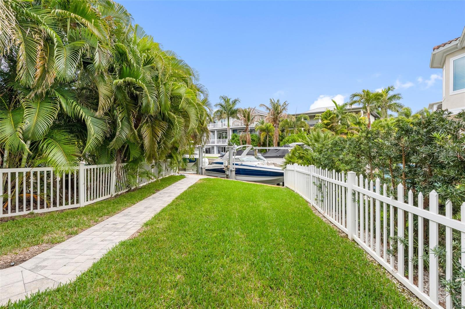124 FOREST HILLS DR, REDINGTON SHORES, FL — photo 58