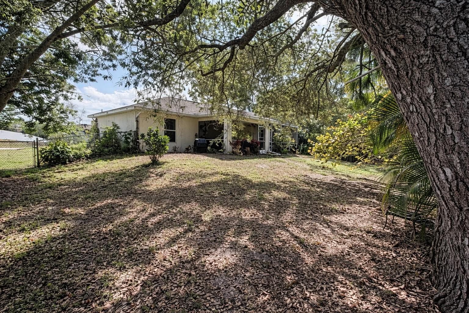 720 BRANNEN AVE, LEHIGH ACRES, FL — photo 3