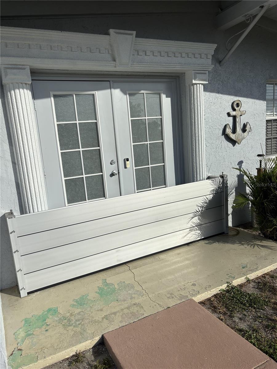 137 POINSETTIA CIR NE, PORT CHARLOTTE, FL — photo 30