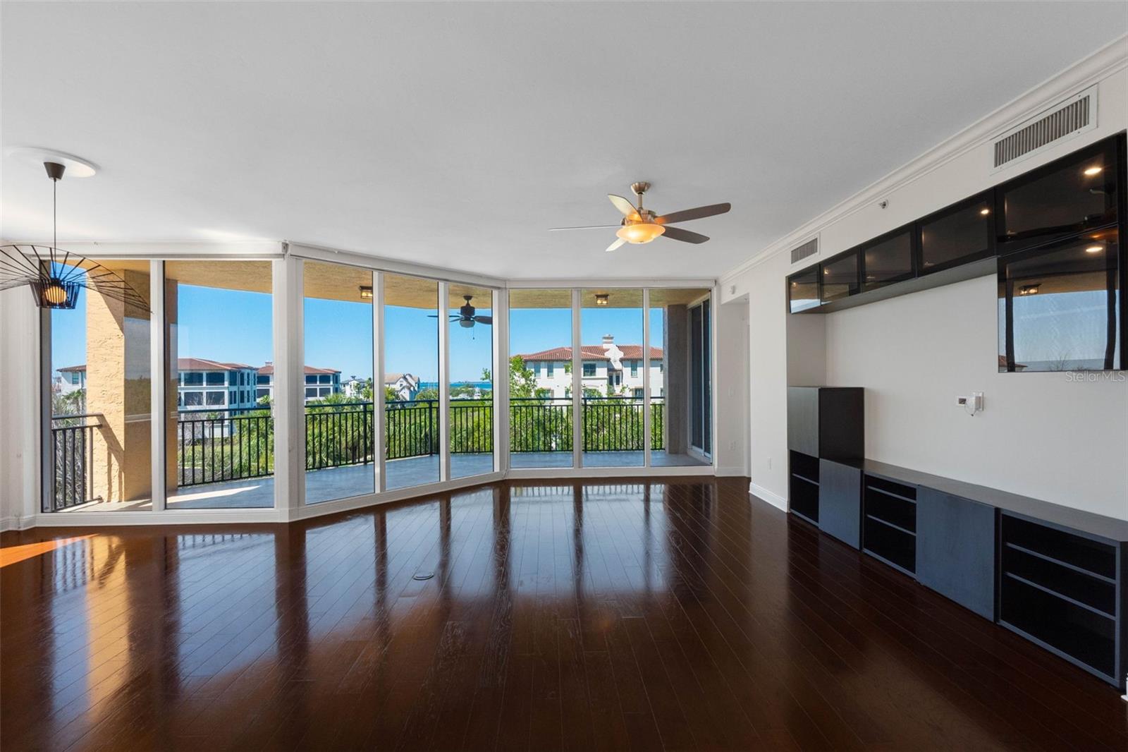 5823 BOWEN DANIEL DR #401, TAMPA, FL — photo 5
