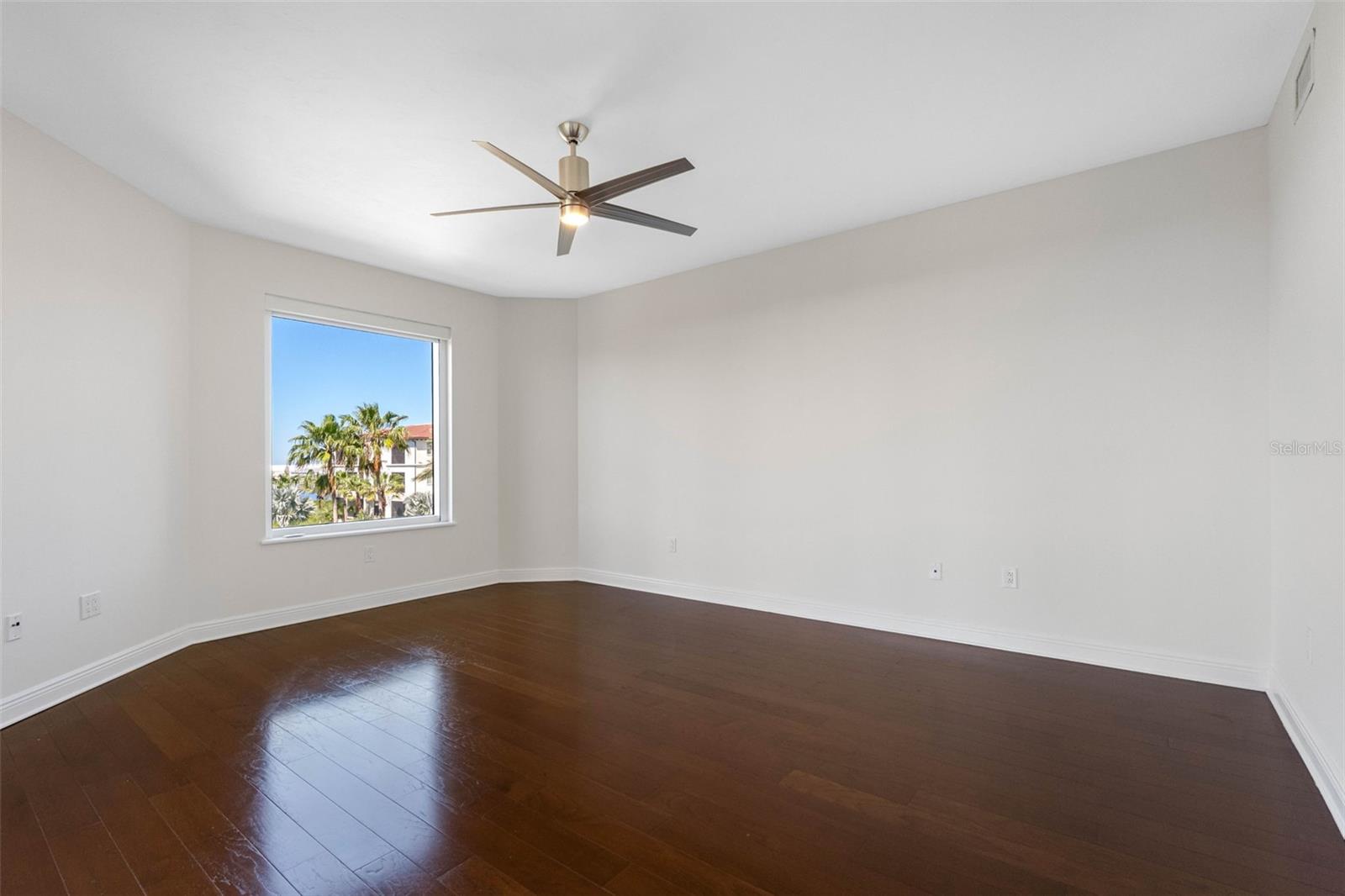 5823 BOWEN DANIEL DR #401, TAMPA, FL — photo 29