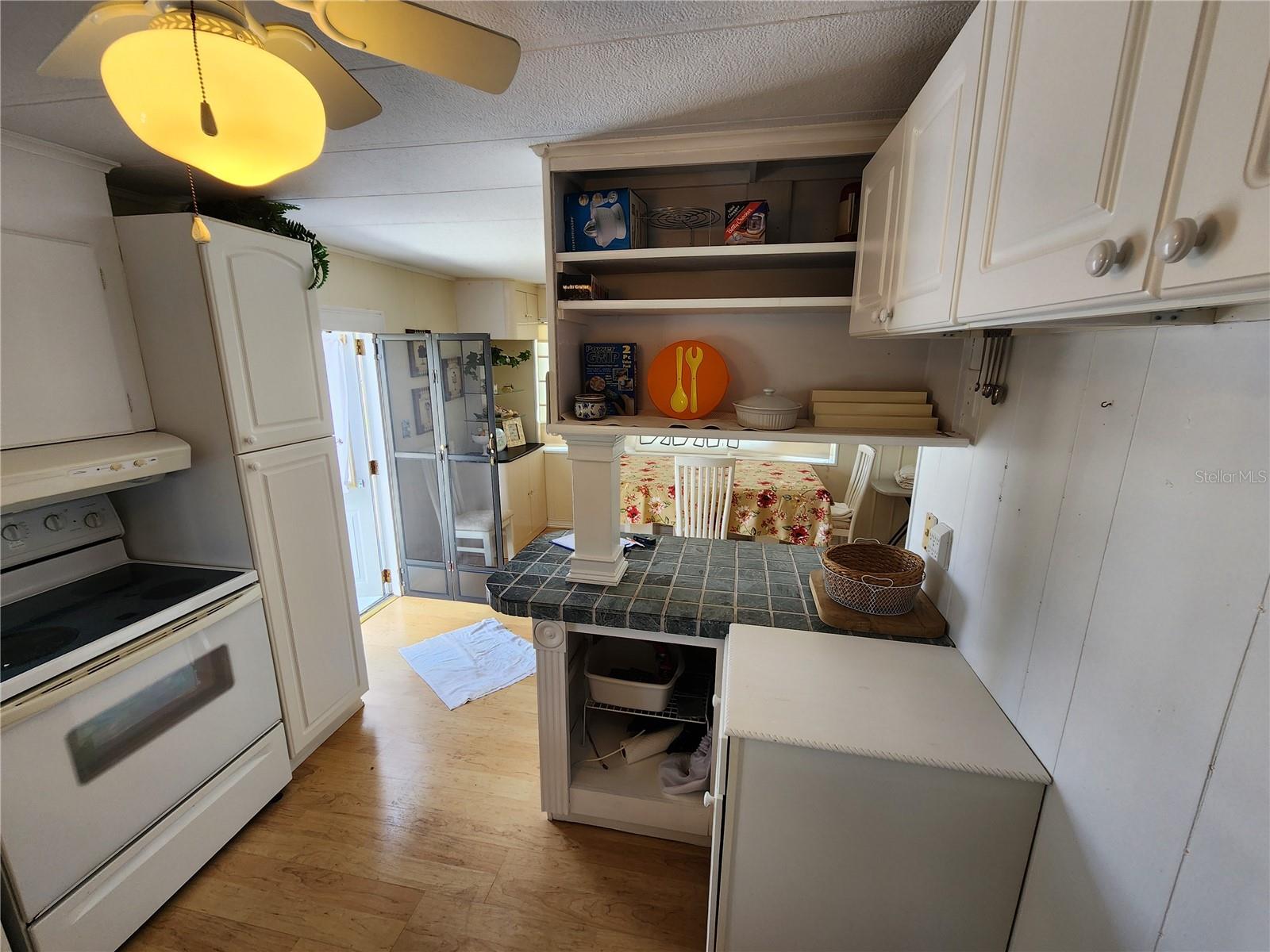 305 BATAN CT, BRADENTON, FL — photo 4