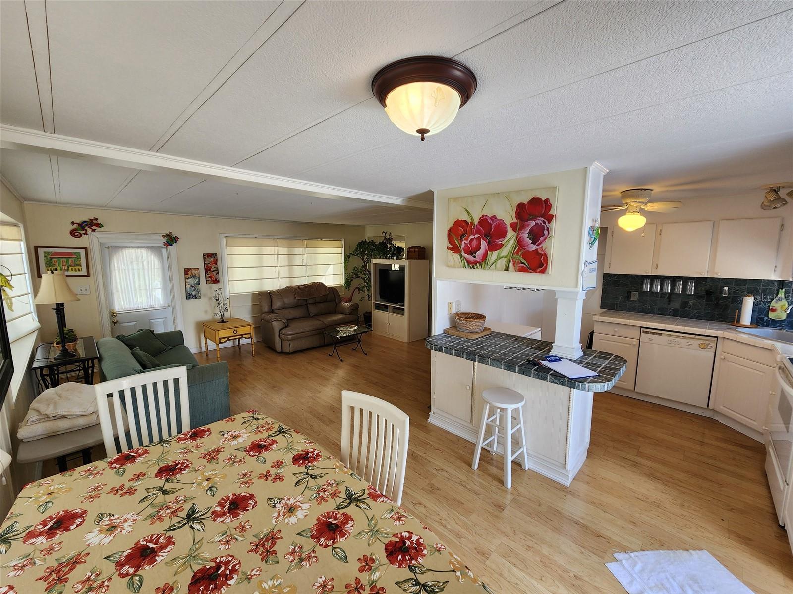 305 BATAN CT, BRADENTON, FL — photo 8