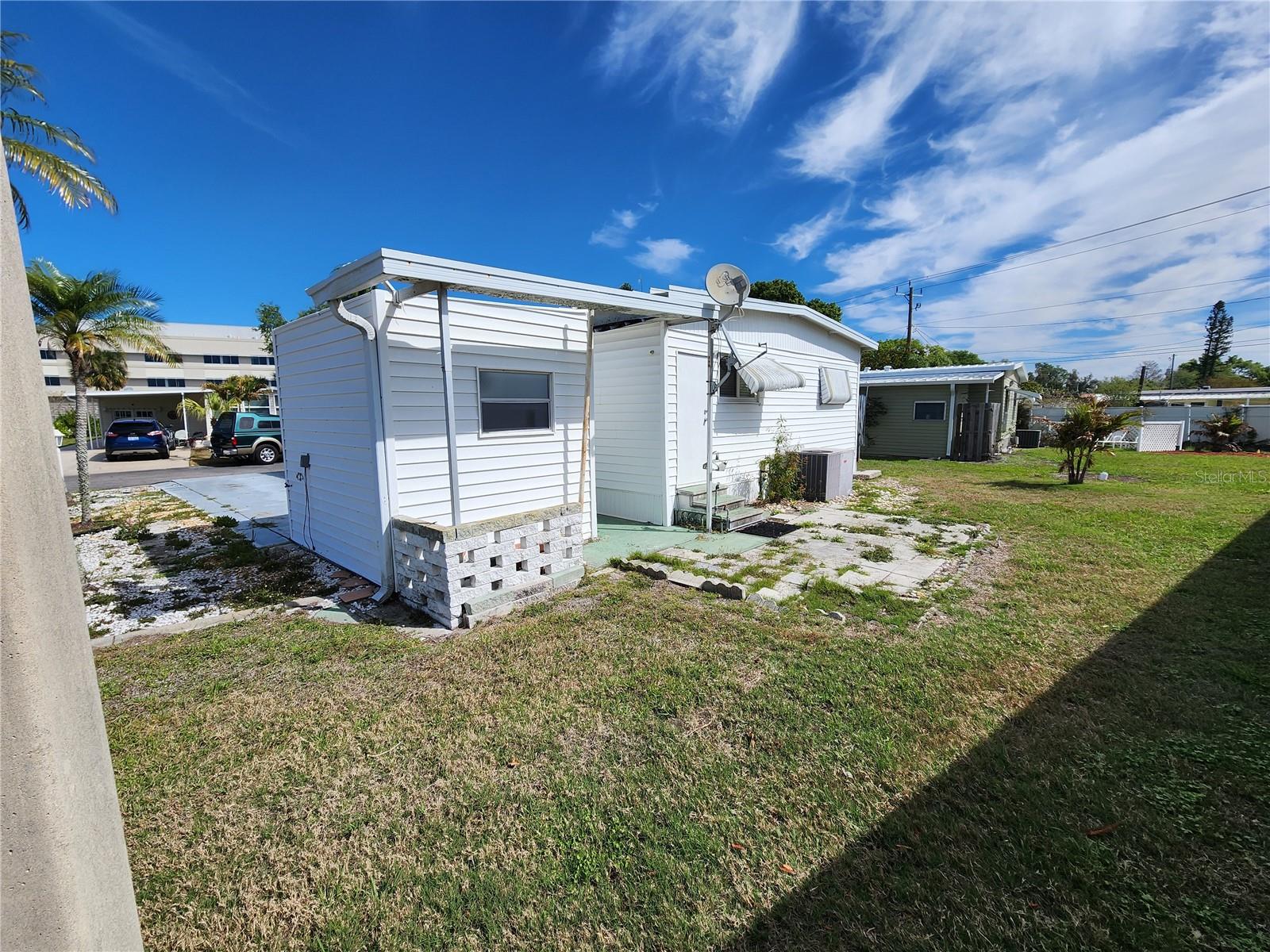 305 BATAN CT, BRADENTON, FL — photo 22
