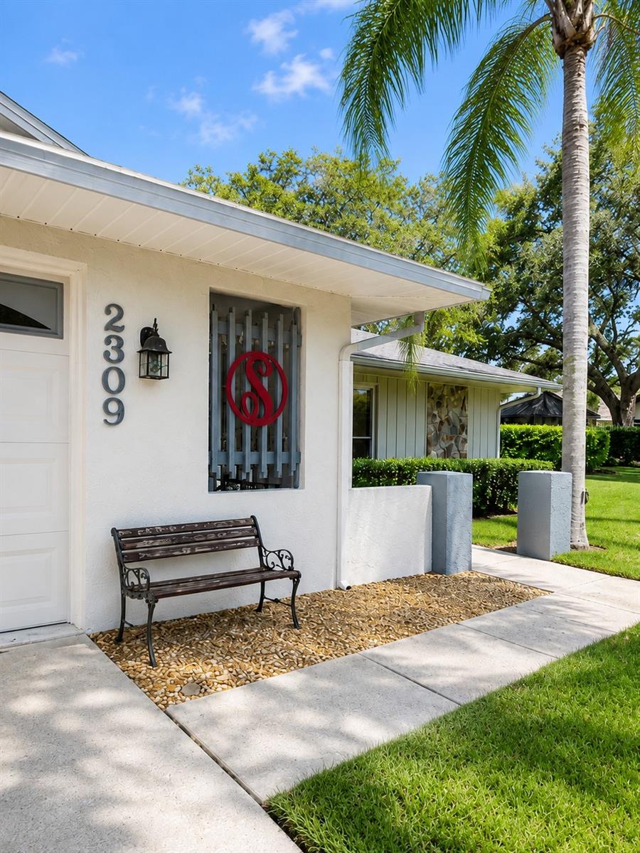 2309 WOODBEND CIR, NEW PORT RICHEY, FL — photo 3