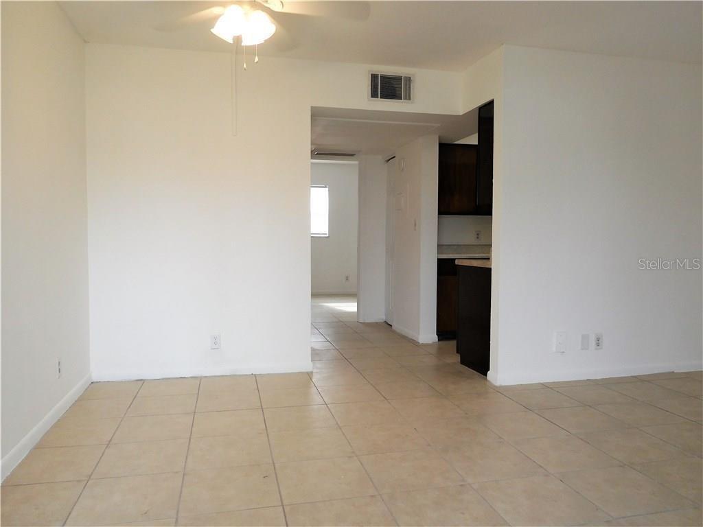 302 S SPRING GARDEN AVE #B09, DELAND, FL — photo 6
