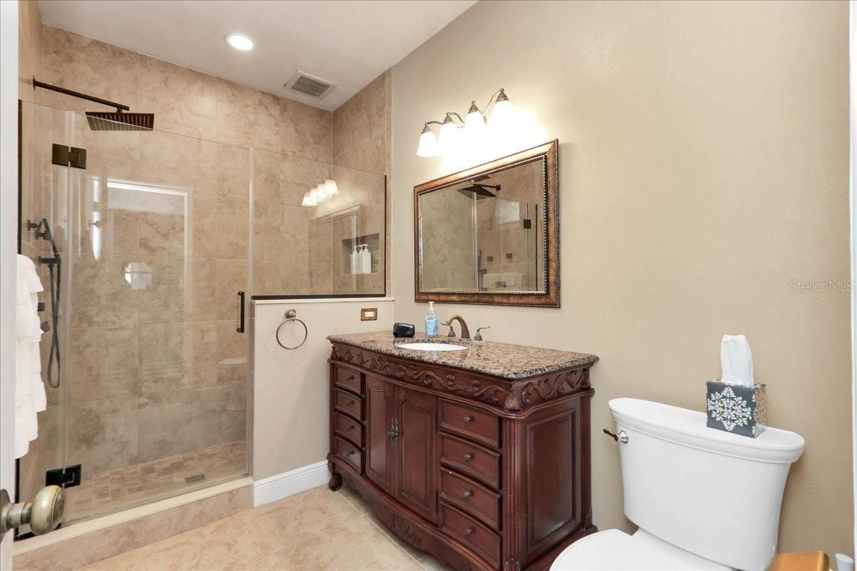 405 LAKESHORE DR, LEESBURG, FL — photo 95