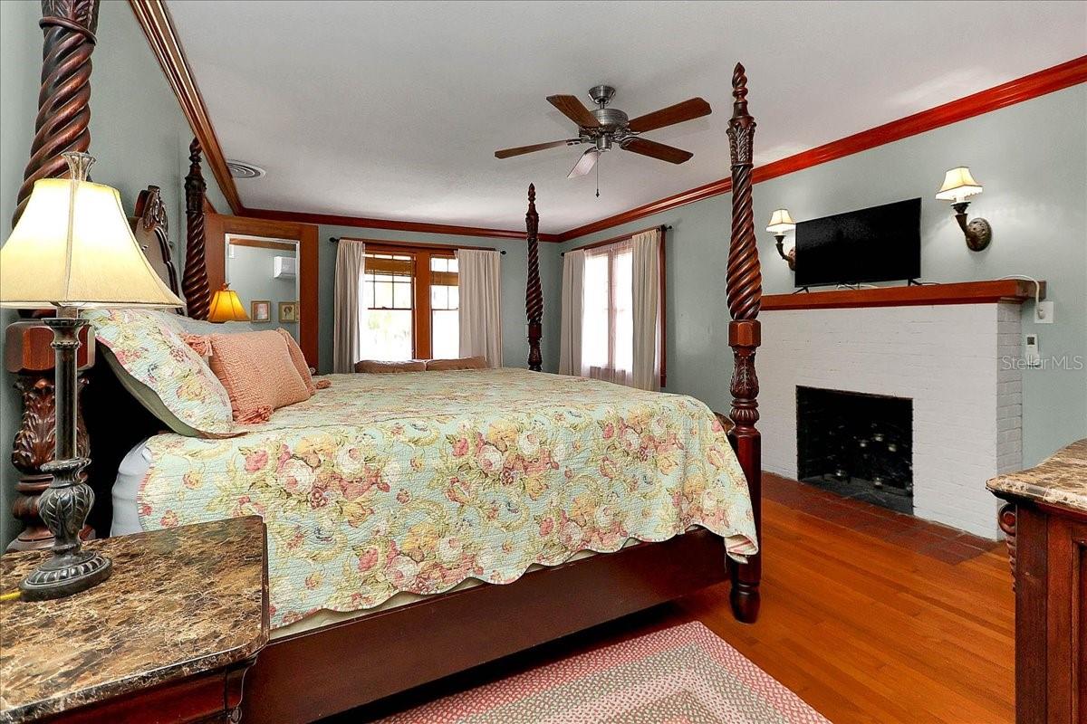 405 LAKESHORE DR, LEESBURG, FL — photo 104