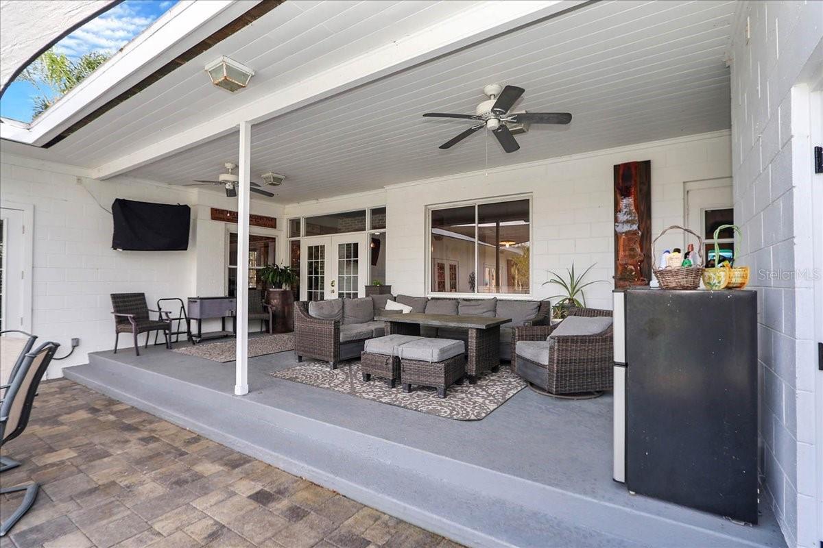 405 LAKESHORE DR, LEESBURG, FL — photo 128
