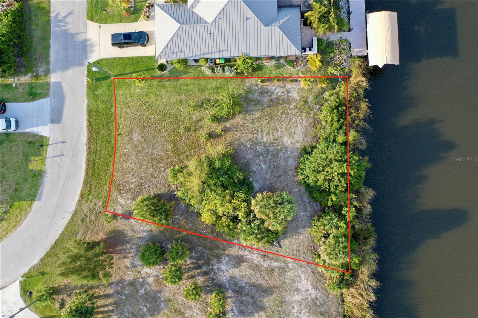 14702 LILLIAN CIR, PORT CHARLOTTE, FL — photo 4