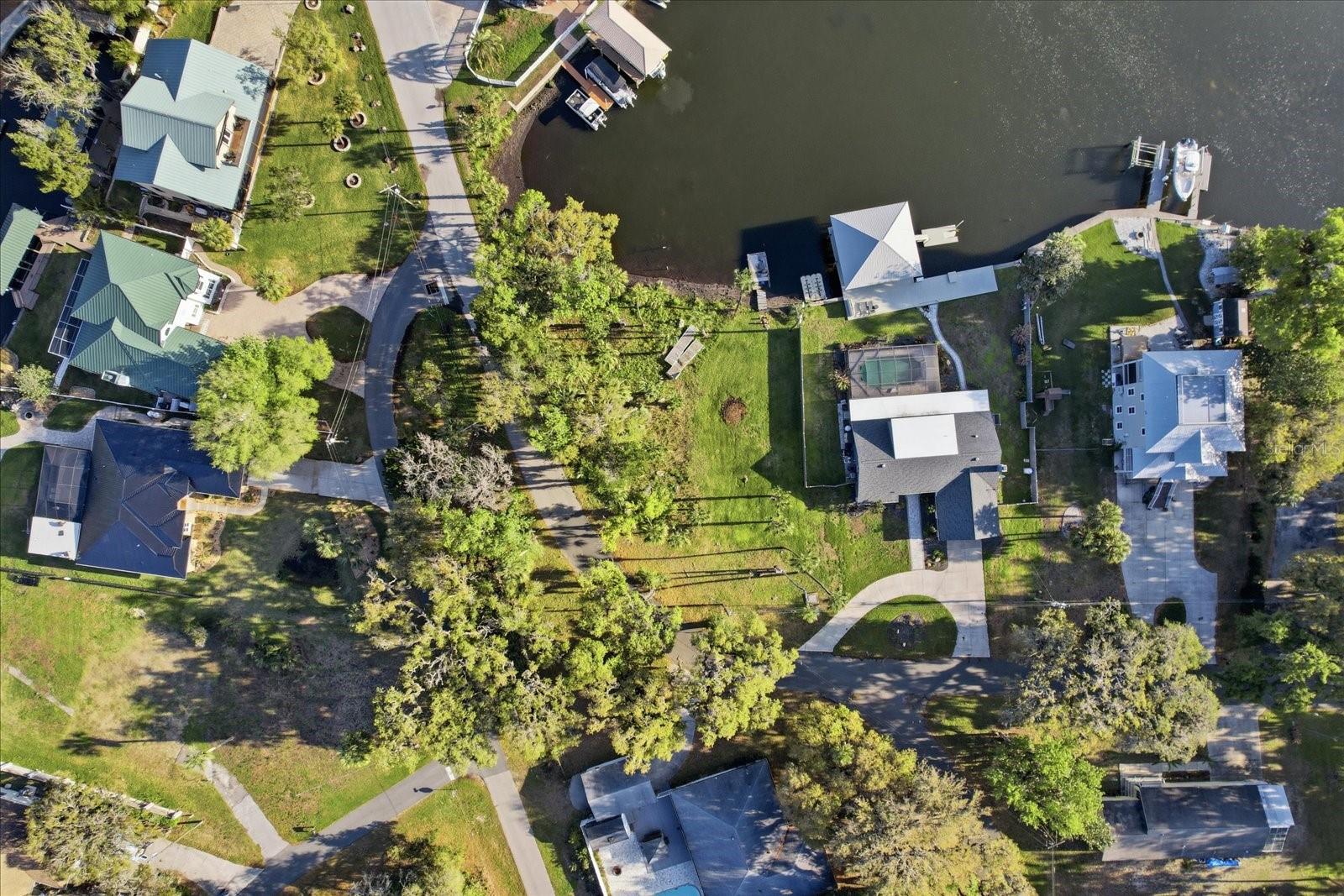 20 NW MAGNOLIA CIR, CRYSTAL RIVER, FL — photo 10