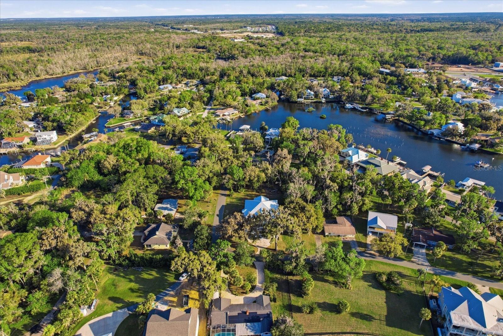 20 NW MAGNOLIA CIR, CRYSTAL RIVER, FL — photo 13