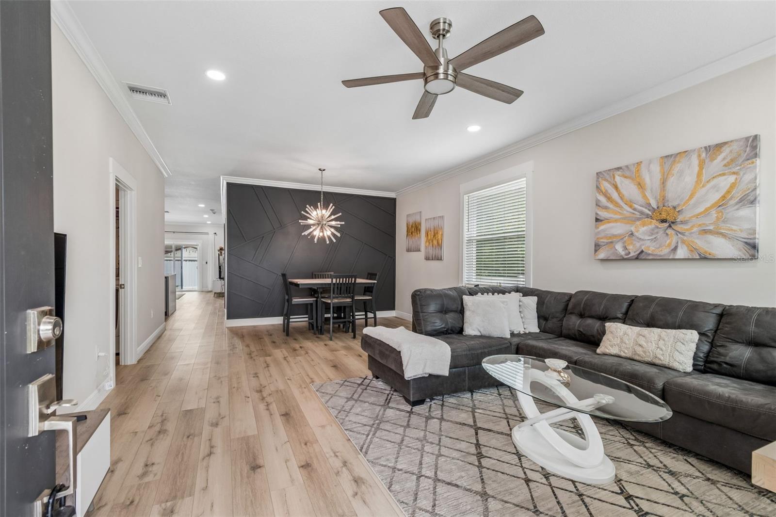 1901 W CLUSTER AVE, TAMPA, FL — photo 7
