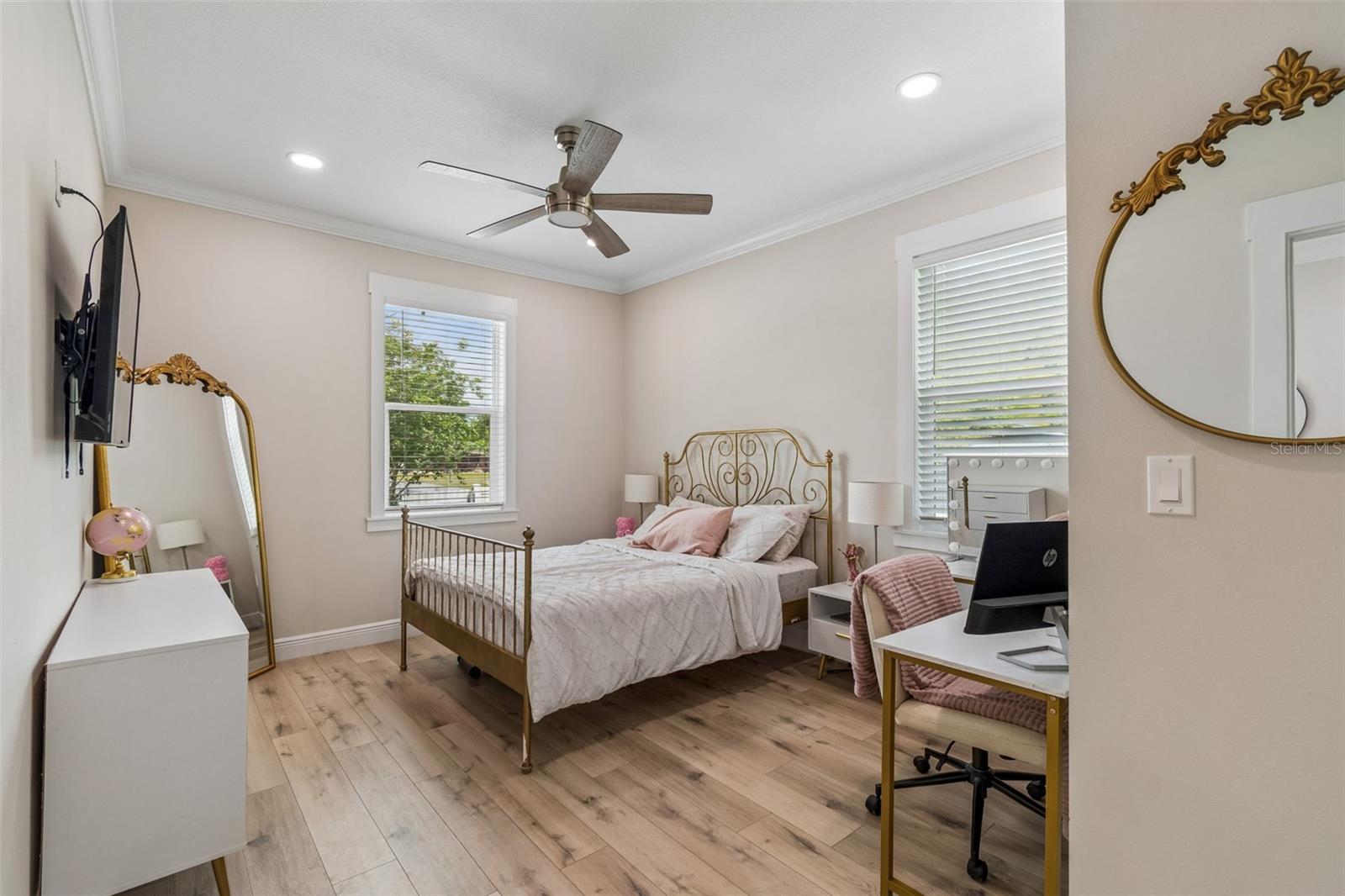1901 W CLUSTER AVE, TAMPA, FL — photo 28