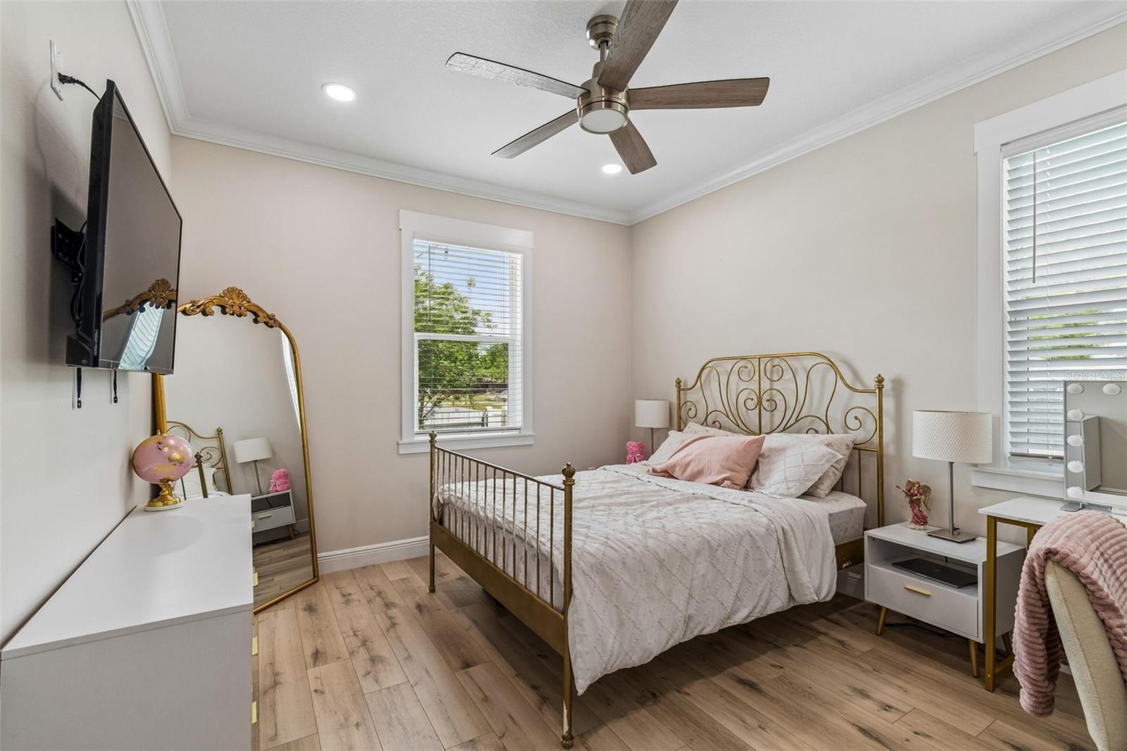 1901 W CLUSTER AVE, TAMPA, FL — photo 29