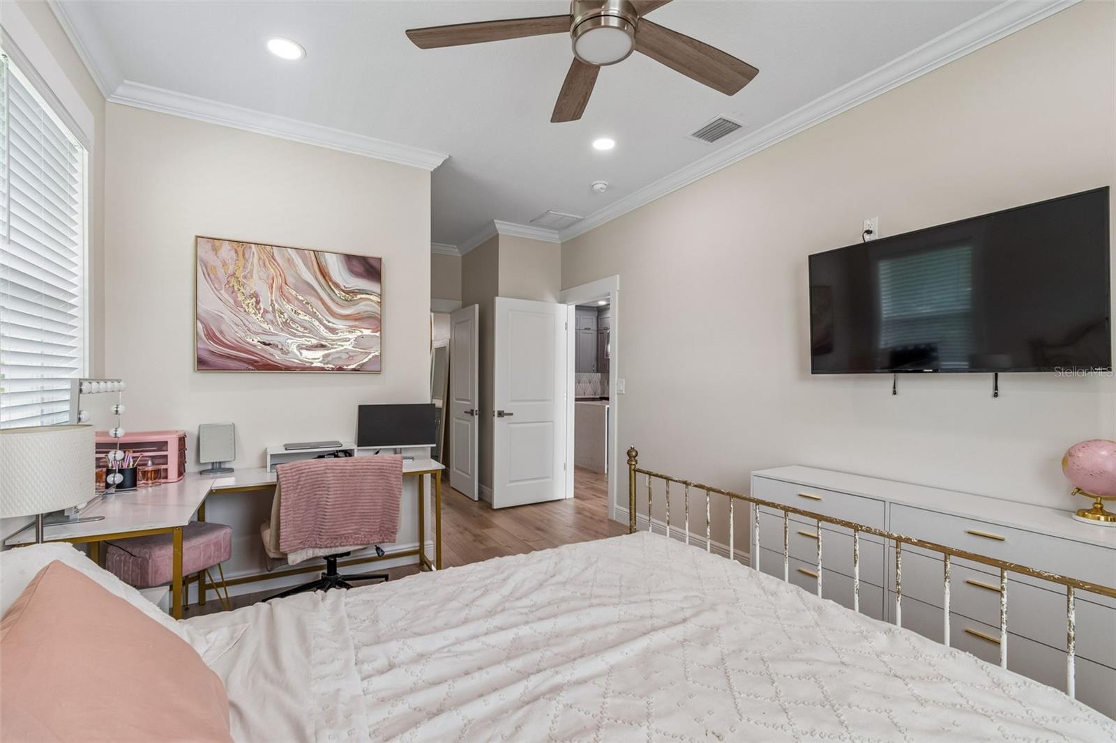 1901 W CLUSTER AVE, TAMPA, FL — photo 31