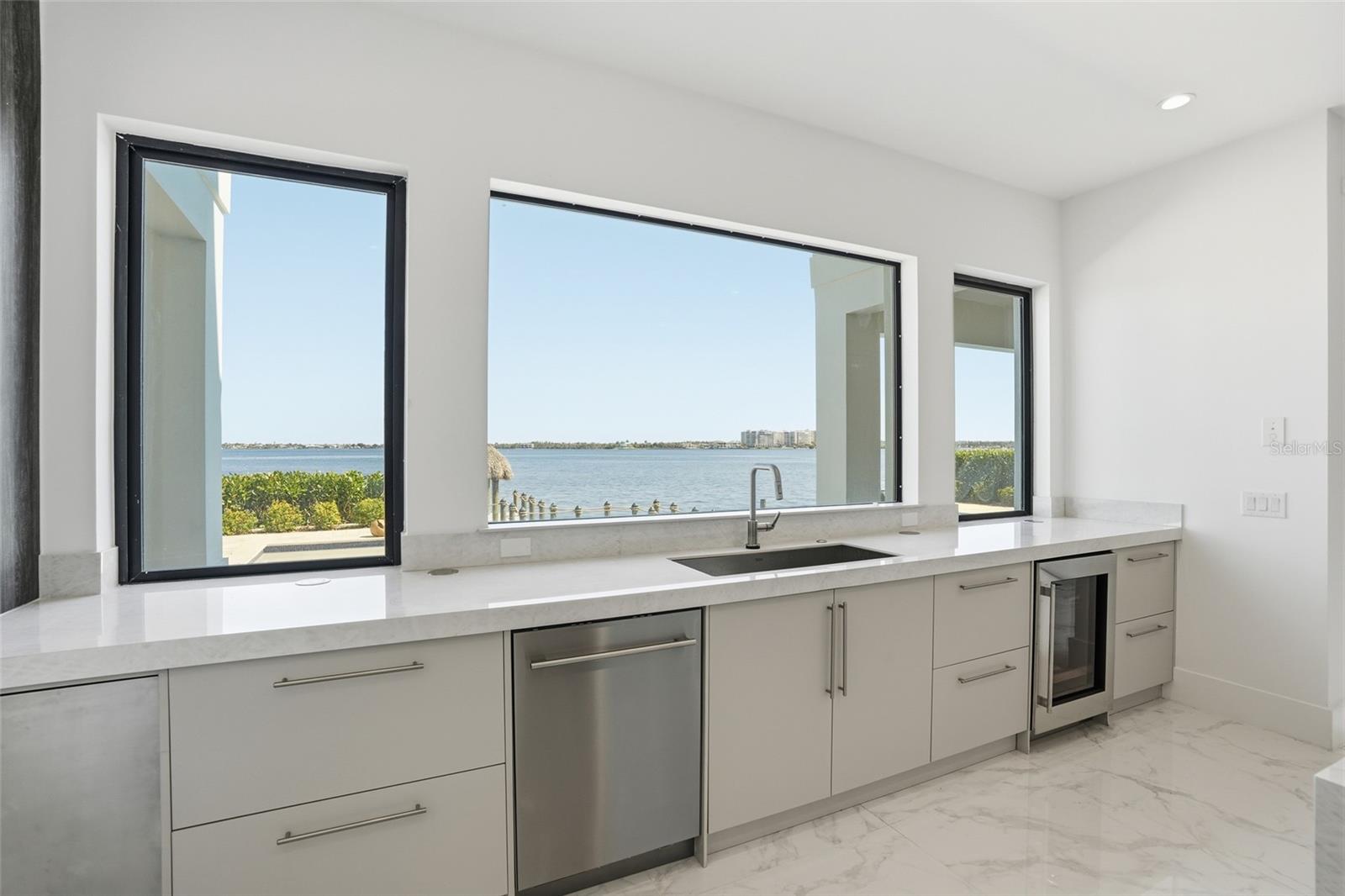 5735 RIVERSIDE DR, CAPE CORAL, FL — photo 16