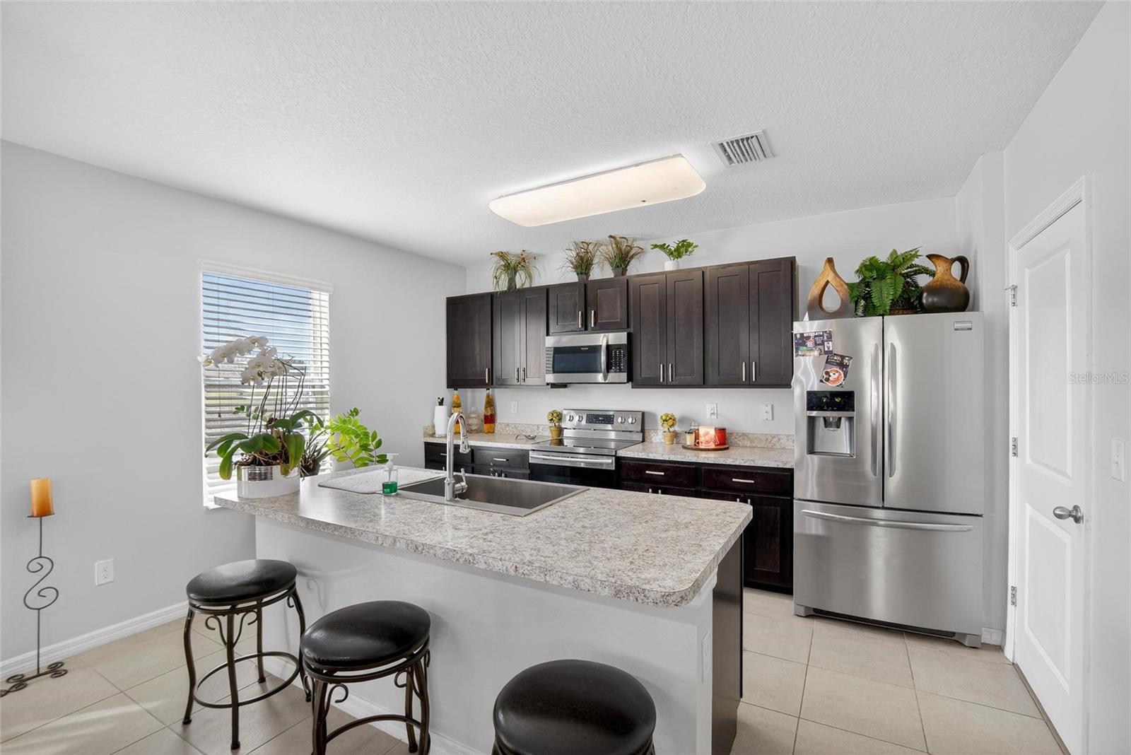 35716 HILLBROOK AVE, ZEPHYRHILLS, FL — photo 12
